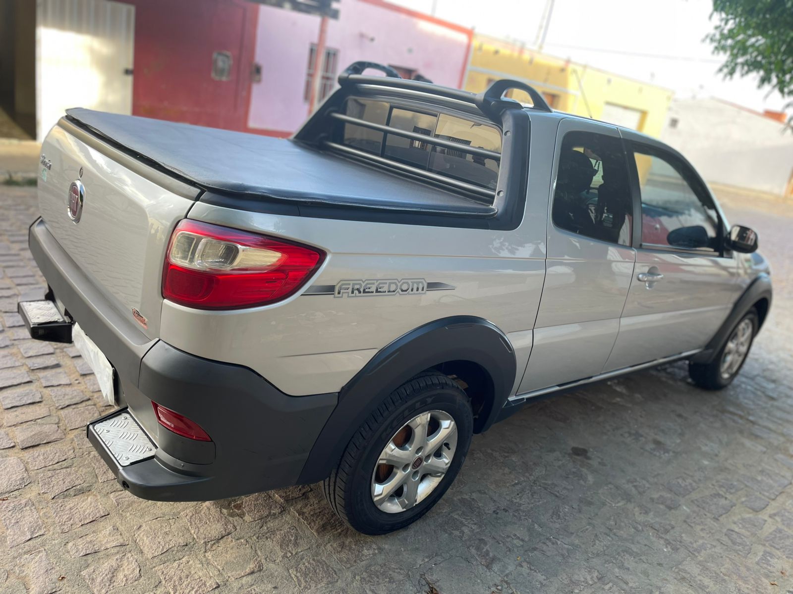 
								FIAT – STRADA FREEDOM 1.4 CD 3 PORTAS full									