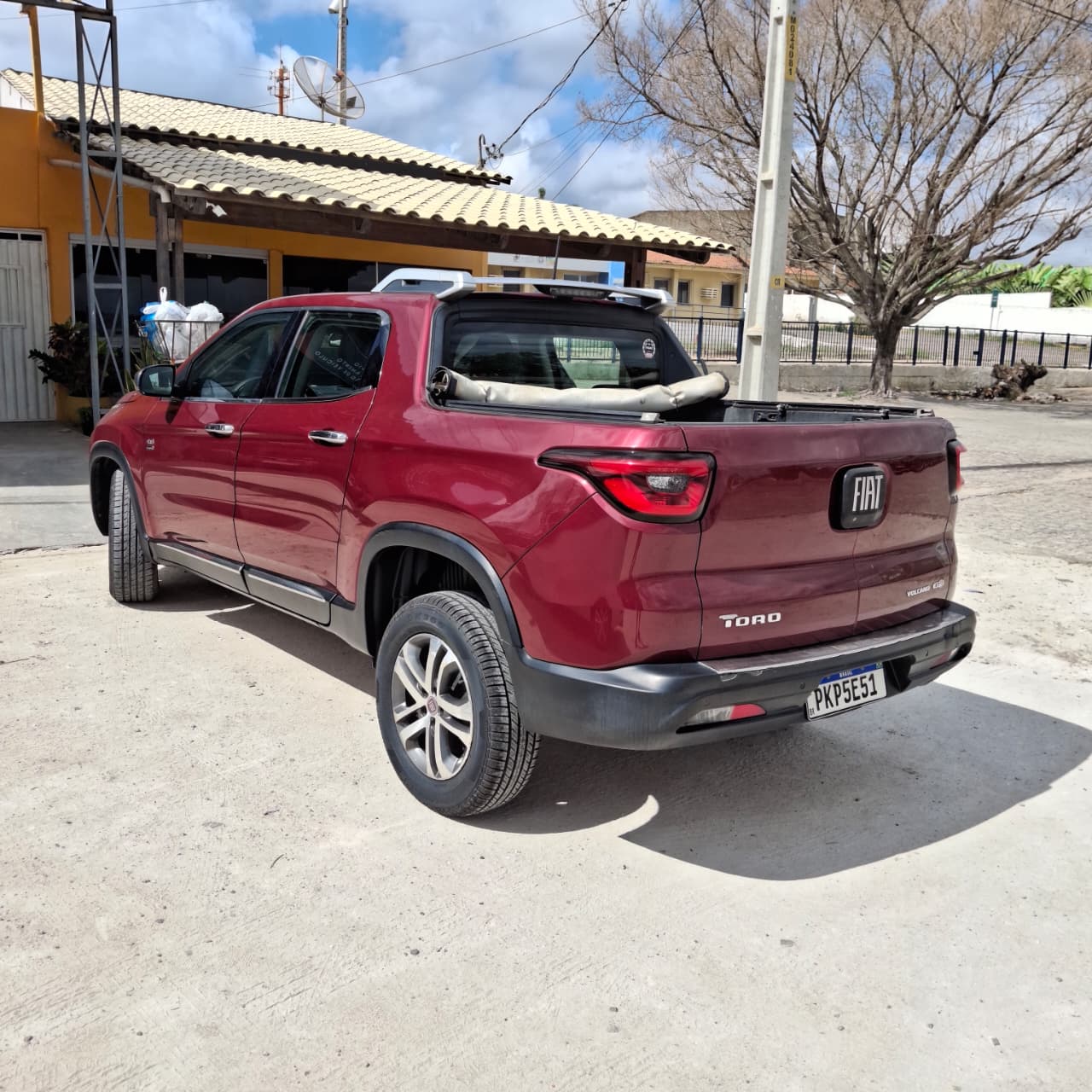 
								FIAT – TORO VOLCANO AUT. DIESEL 2.0 COM TETO SOLAR full									