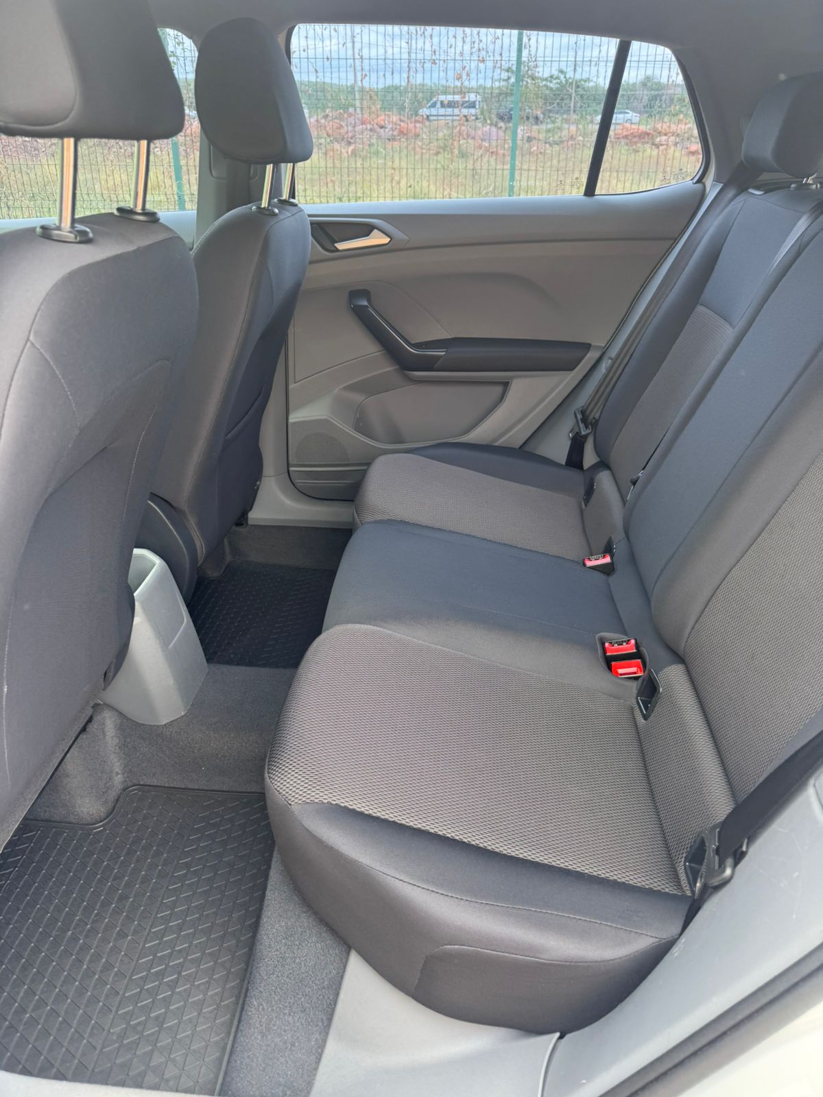 
								VW – T-CROSS SENSE AUT 2020 (COMPLETO) full									