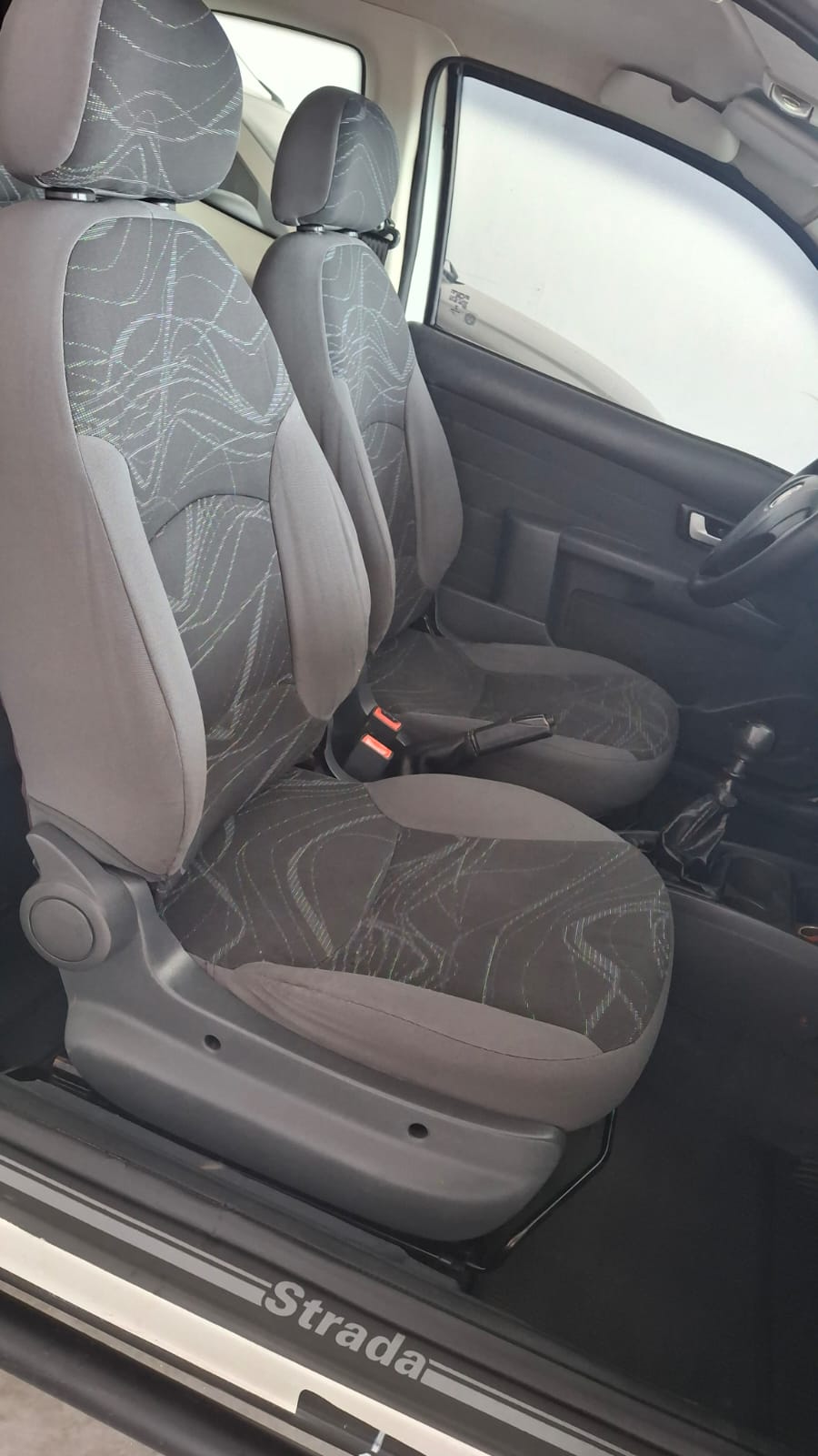 
								FIAT – STRADA WORKING CD 3 PORTAS 1.4 2015 (COMPLETA) full									