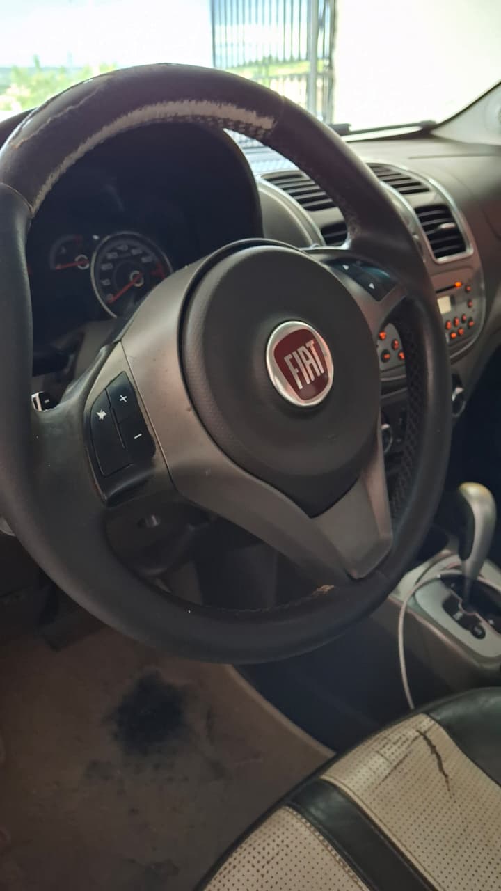 
								FIAT – SIENA ESSENCE 1.6 2015 (AUTOMÁTICO) full									