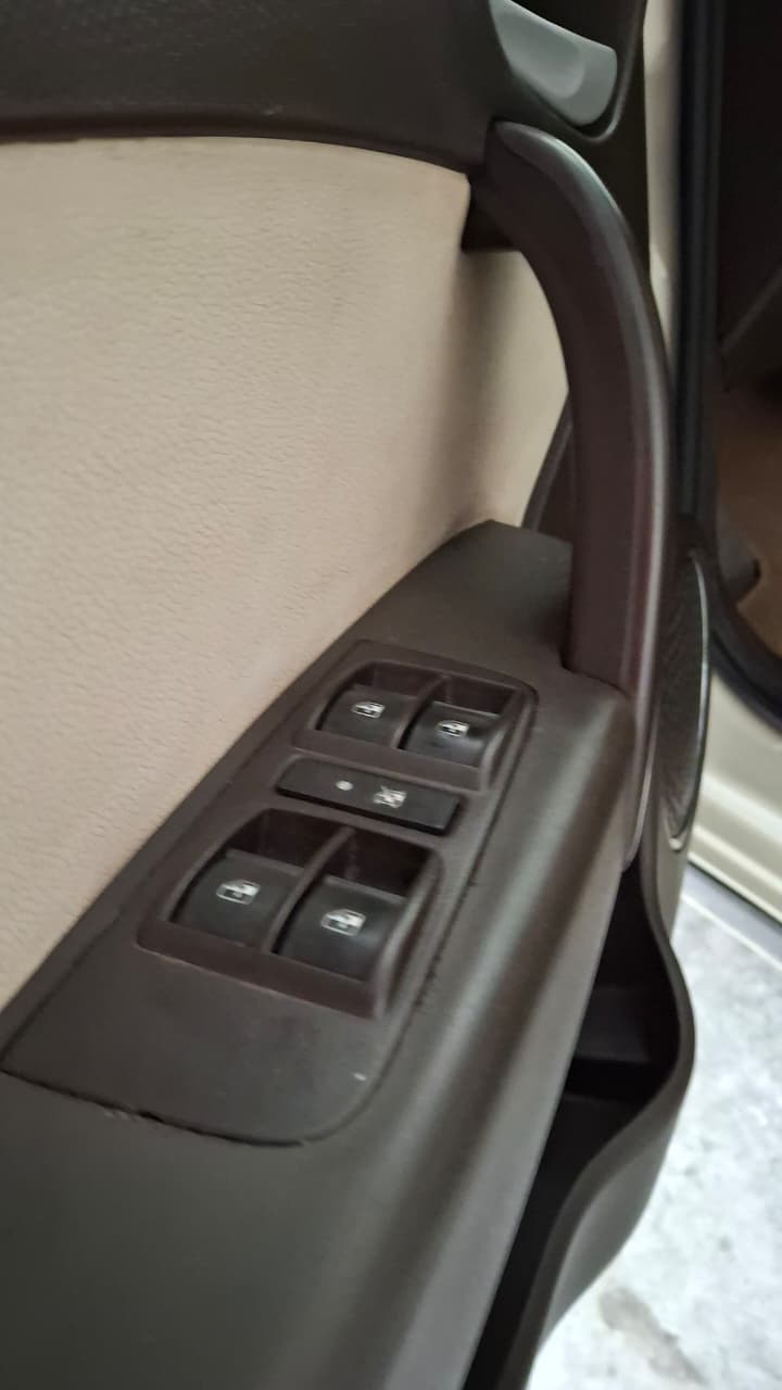 
								FIAT – SIENA ESSENCE 1.6 2015 (AUTOMÁTICO) full									