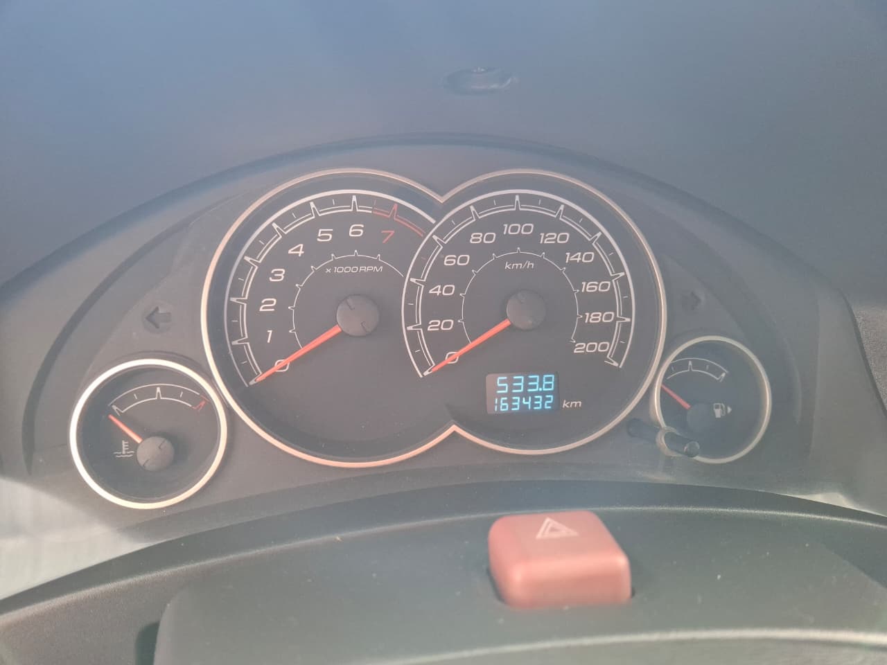 
								CELTA LT 1.0 COMPLETO ANO 2013 full									