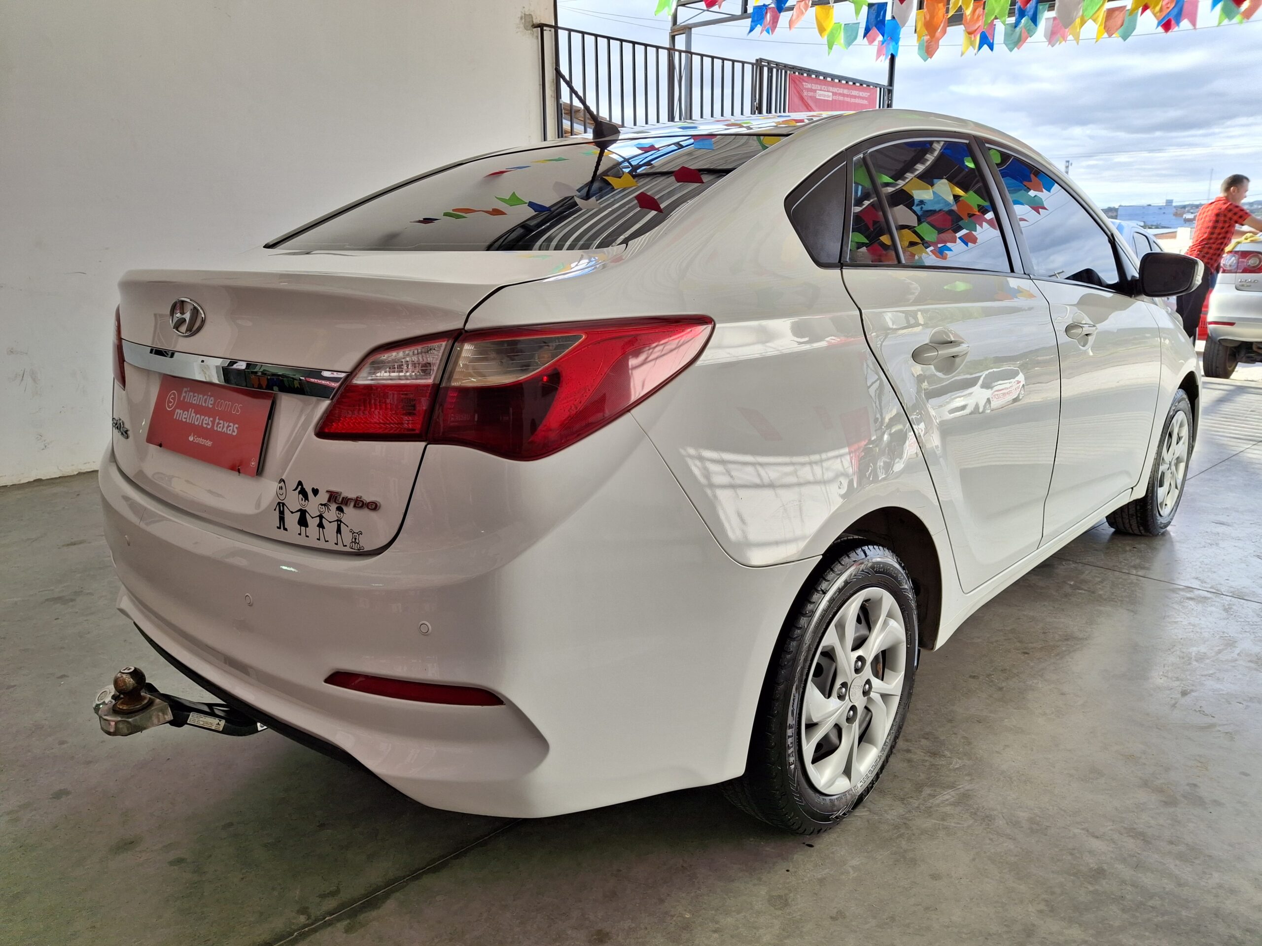 
								HYUNDAI HB20S COMFORTPLUS 1.0 TURBO MANUAL full									