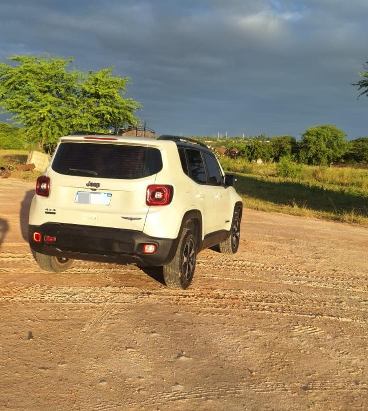 
								JEEP RENEGADE THANK AUT ANO 2021 DIESEL full									