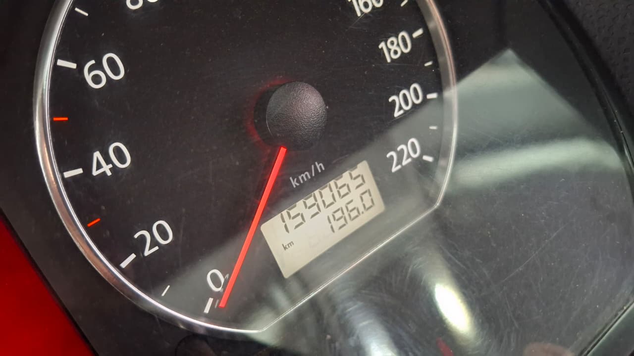 
								POLO 1.6 SEDAN MANUAL full									