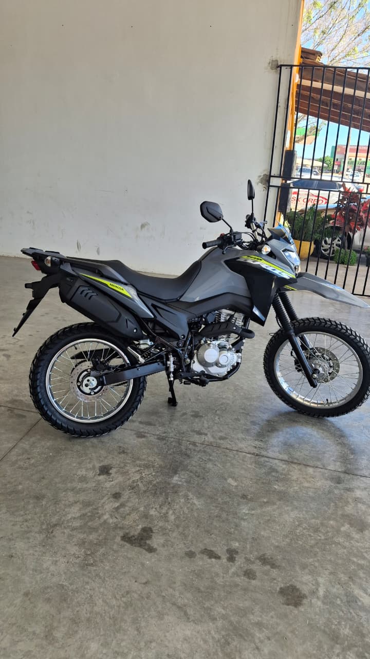
								HONDA BROS 160 ZERO KM EMPLACADA full									