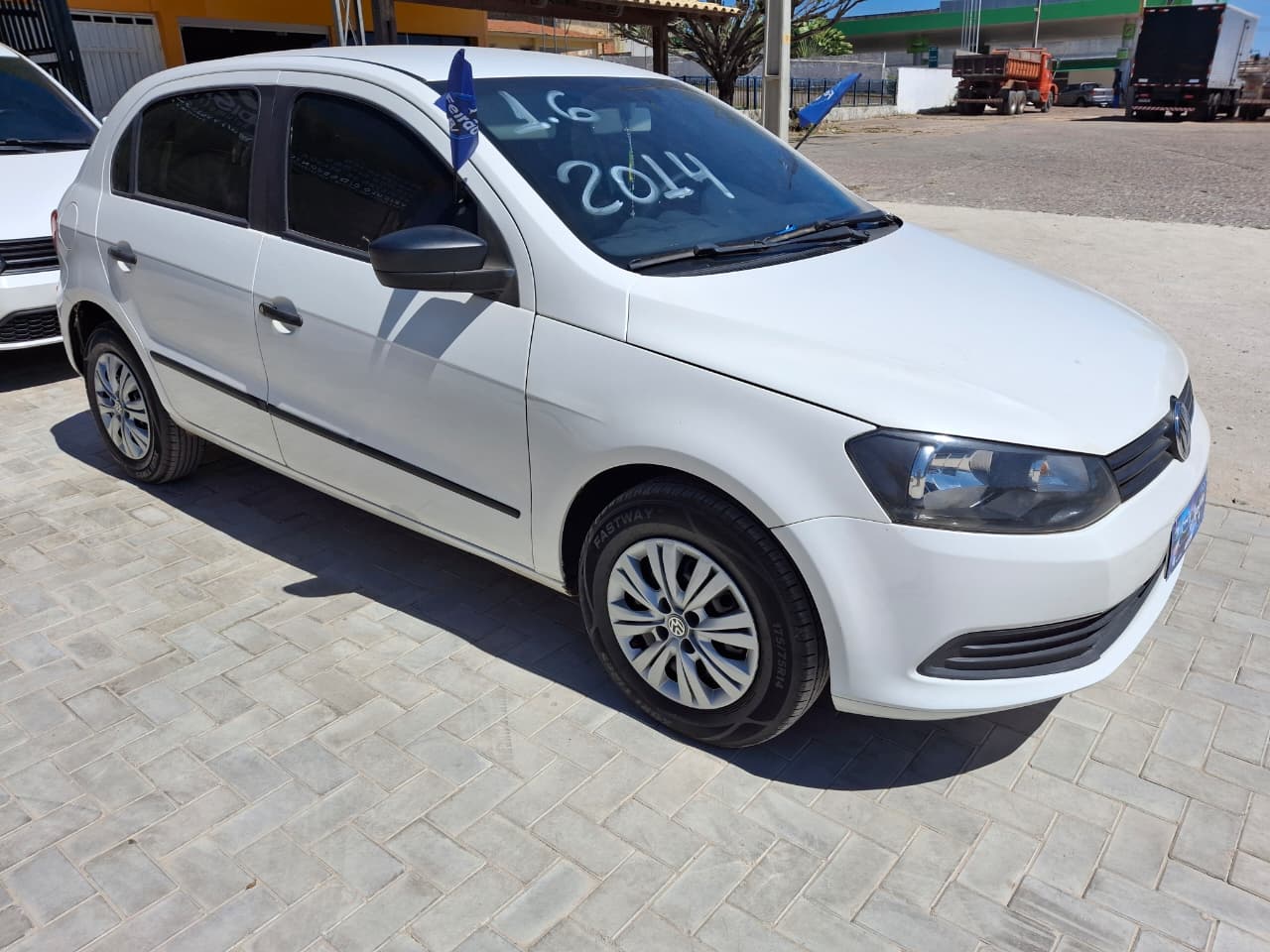 
								VW GOL 1.6 ANO 2014 COMPLETO full									
