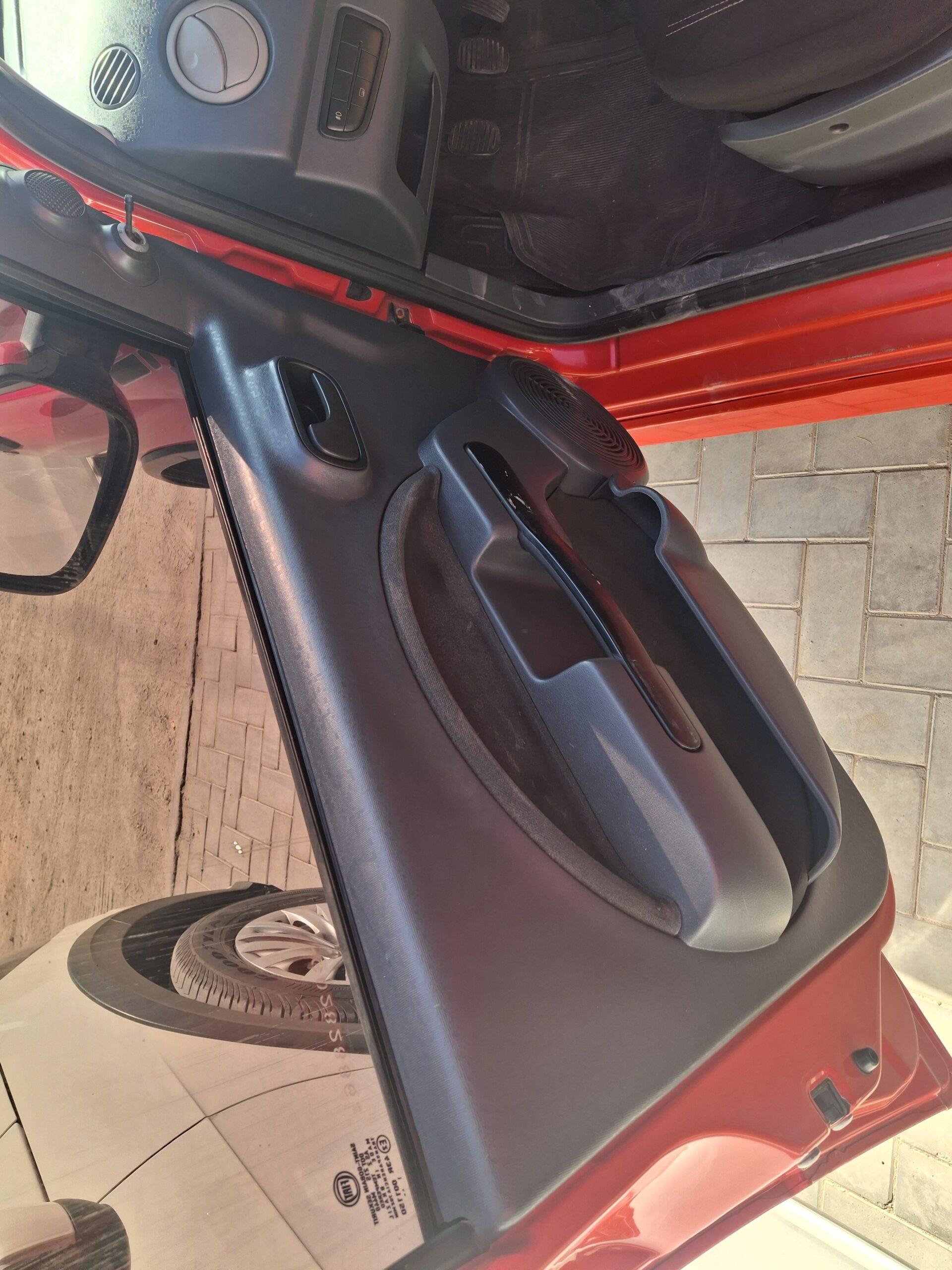 
								FIAT/UNO SPORTING 1.4 EVO FIRE FLEX full									