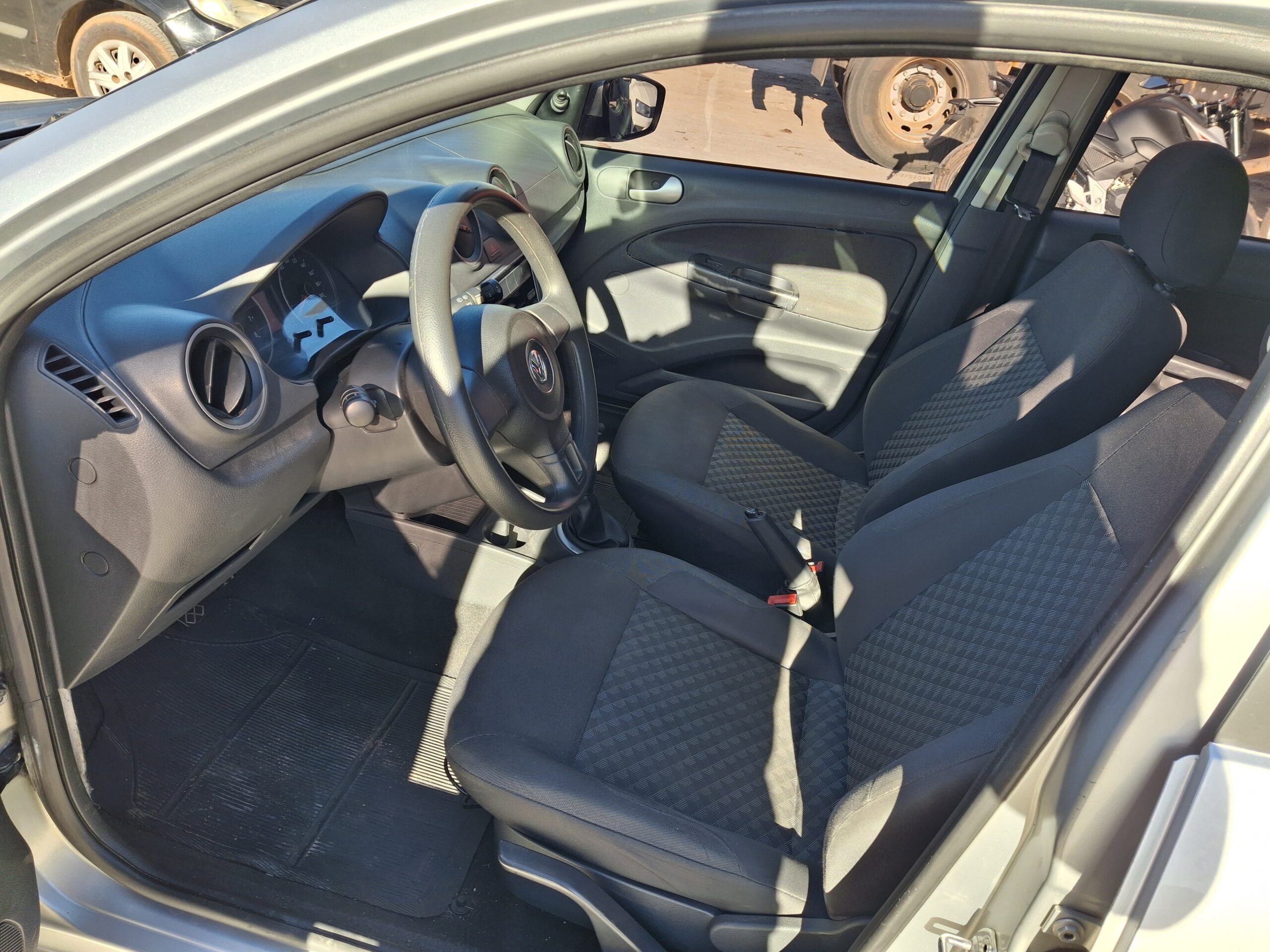 
								VW/GOL COMFORTLINE MB 2015 1.0 full									