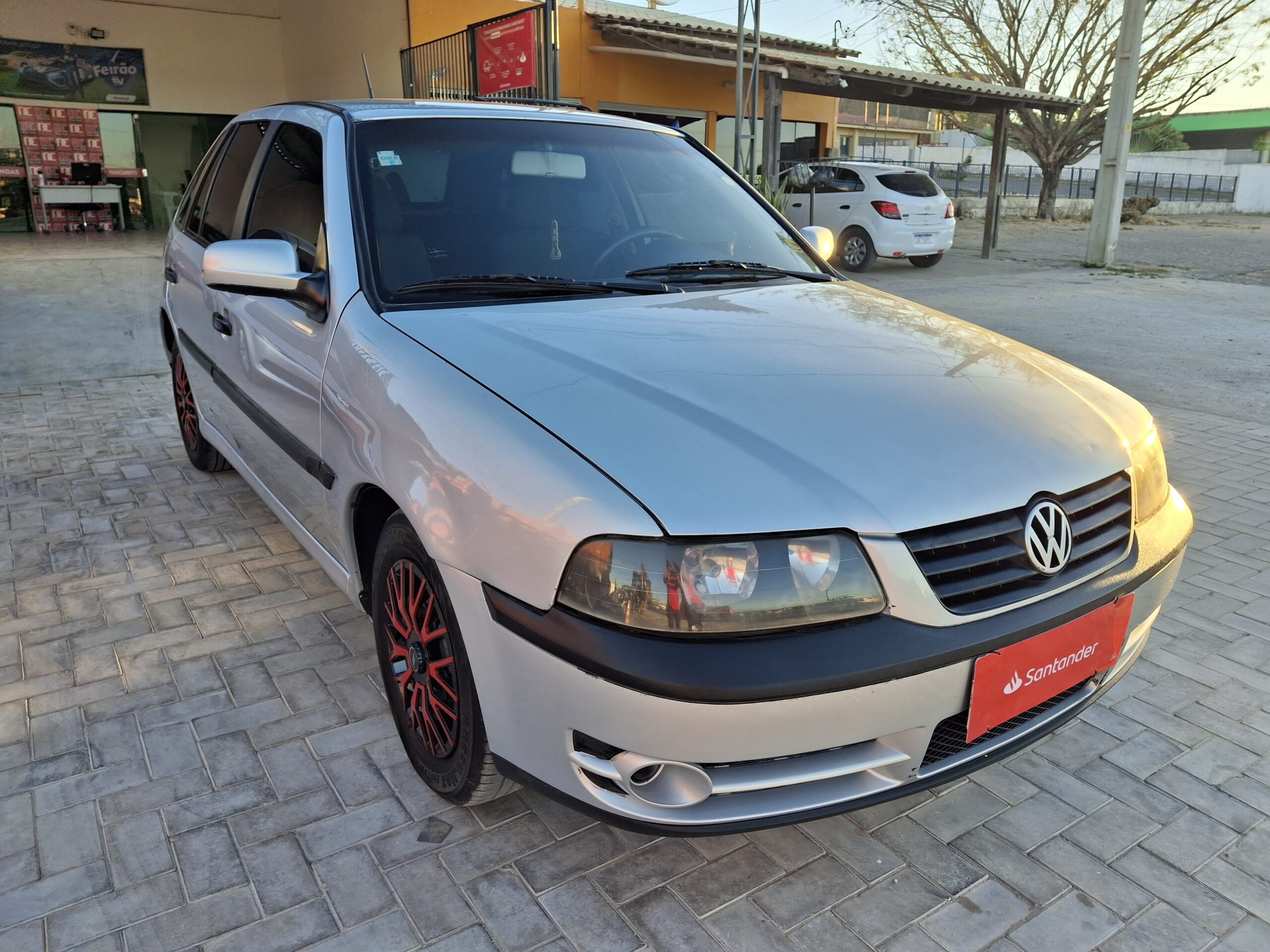 
								VW/GOL 1.6 POWER 2003 full									