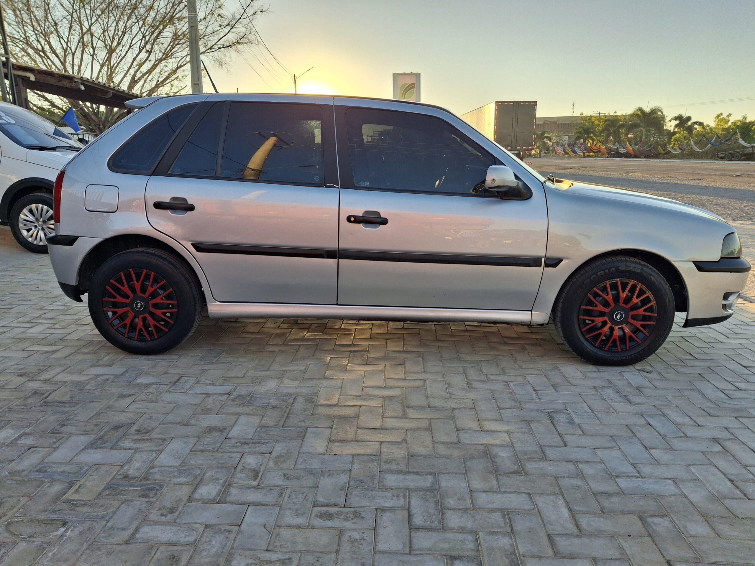 
								VW/GOL 1.6 POWER 2003 full									