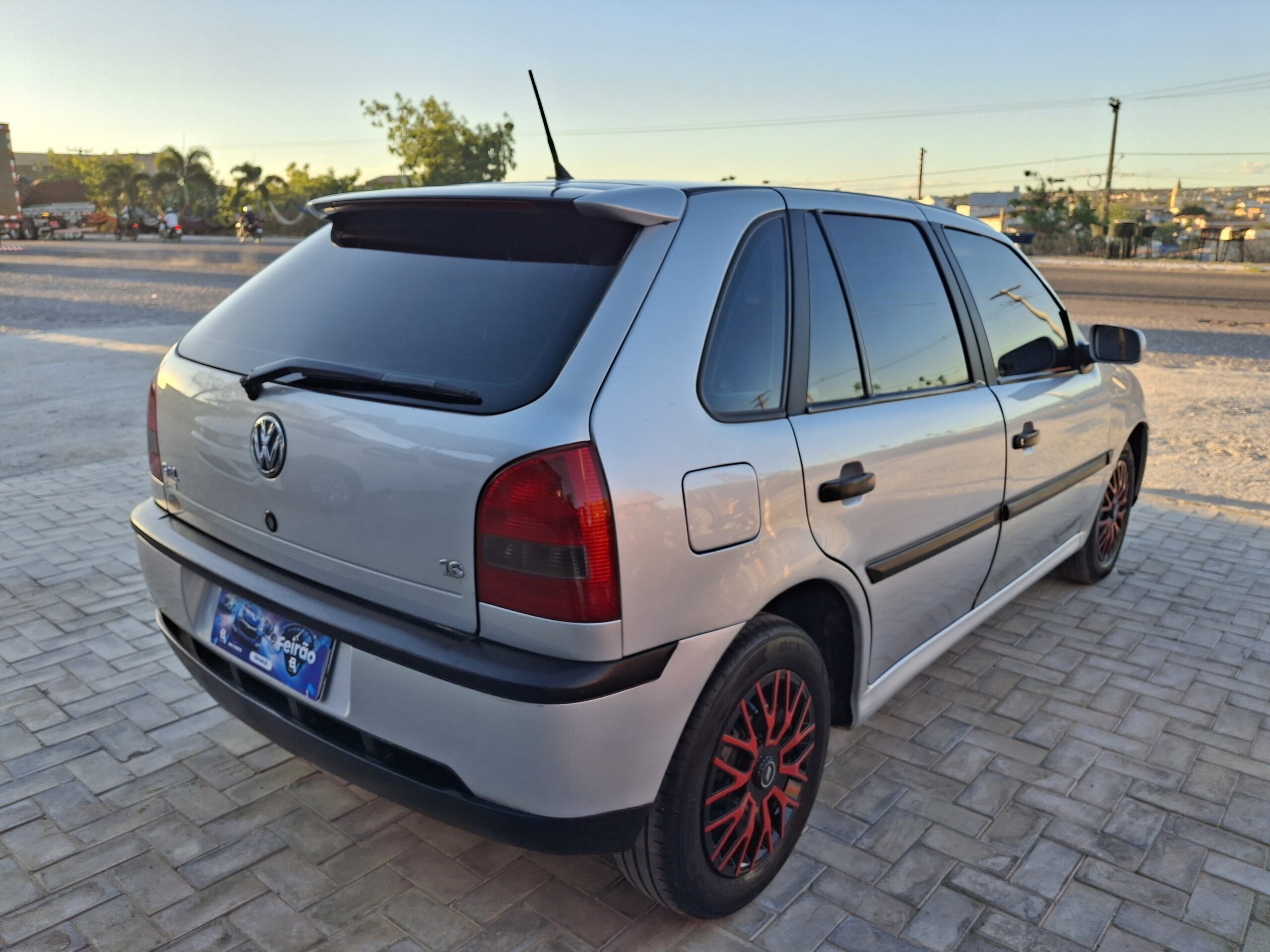 
								VW/GOL 1.6 POWER 2003 full									