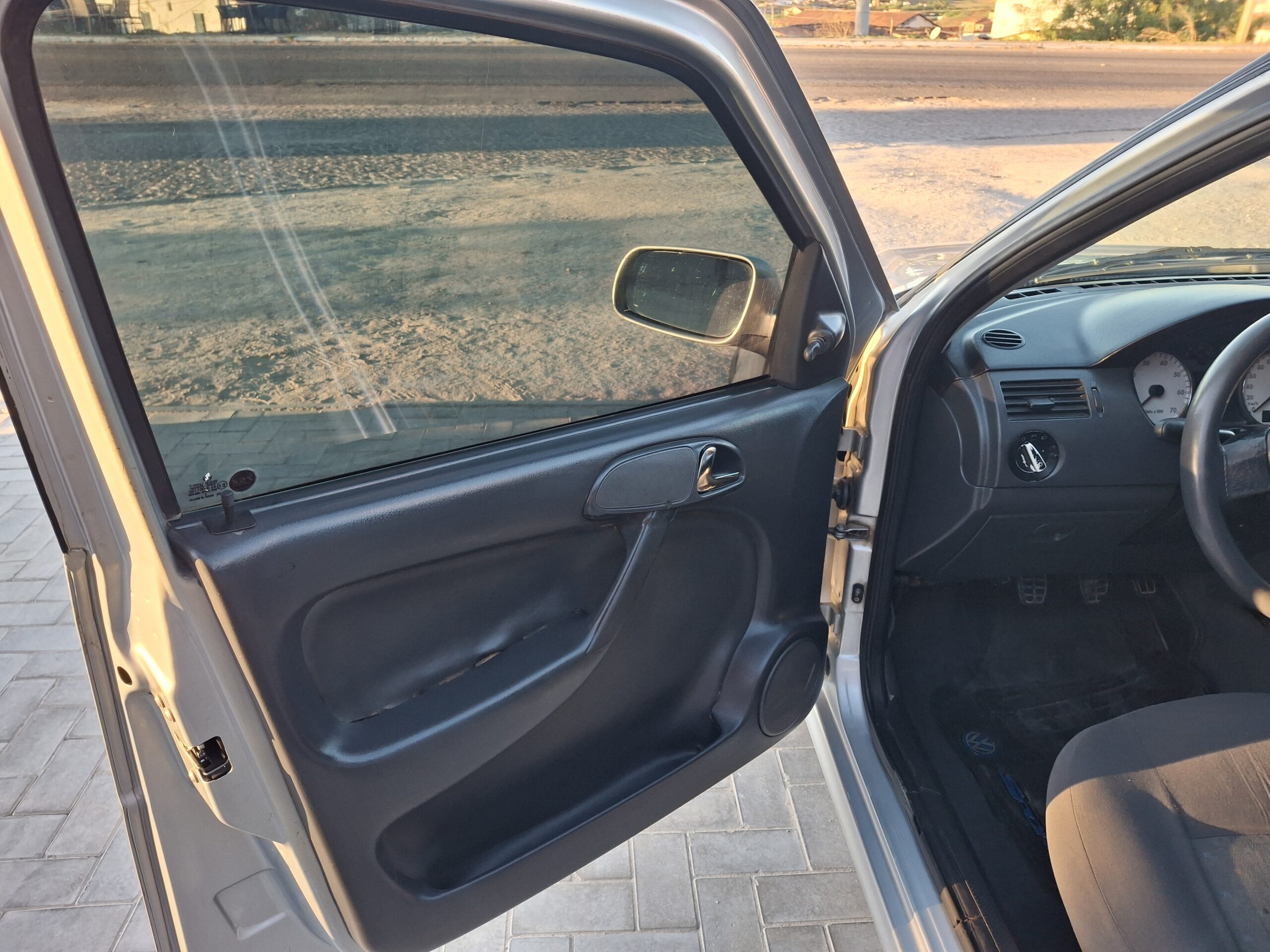 
								VW/GOL 1.6 POWER 2003 full									
