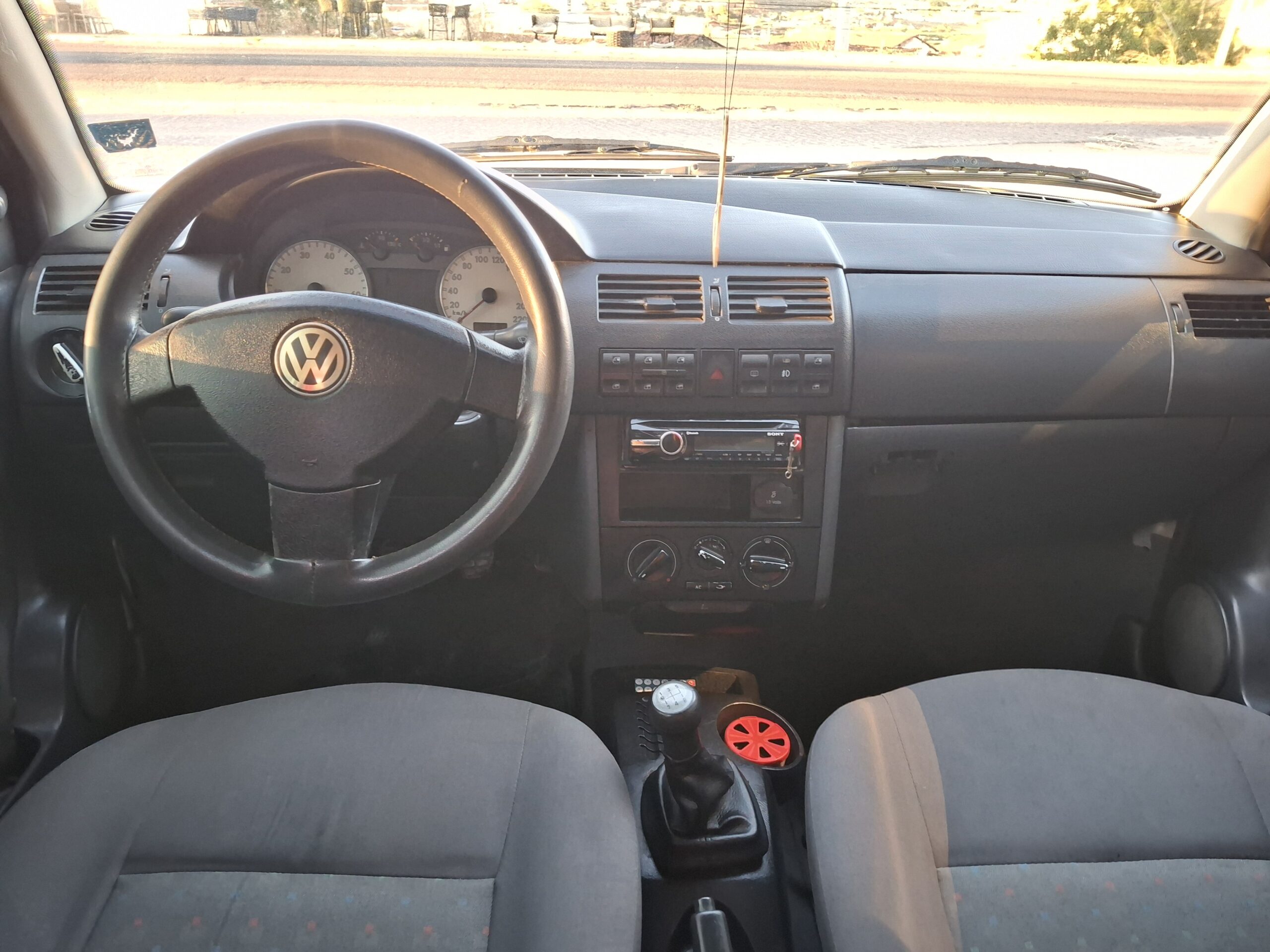 
								VW/GOL 1.6 POWER 2003 full									