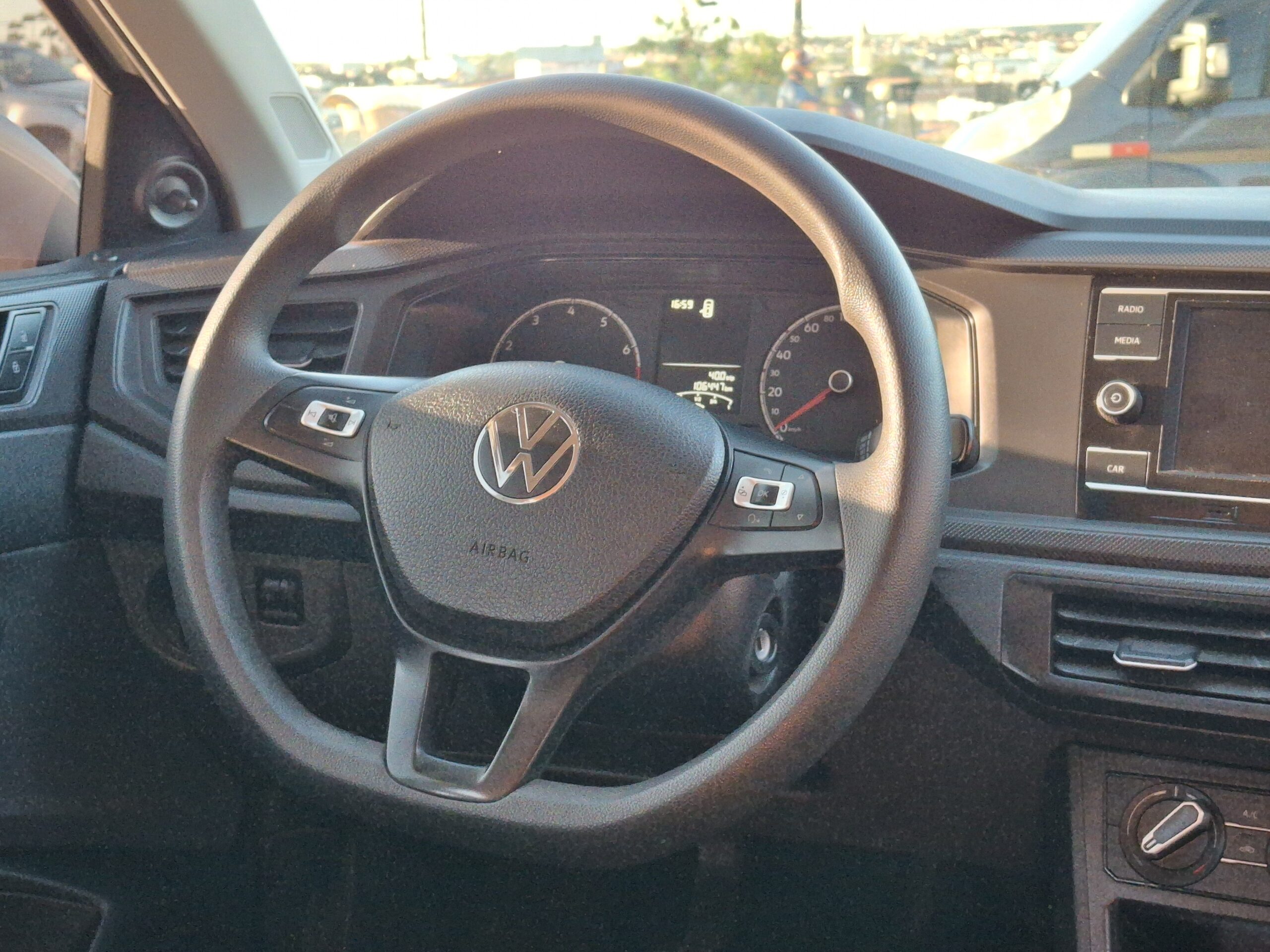 
								VW/POLO 1.0 MPI FLEX 12V 2023 full									