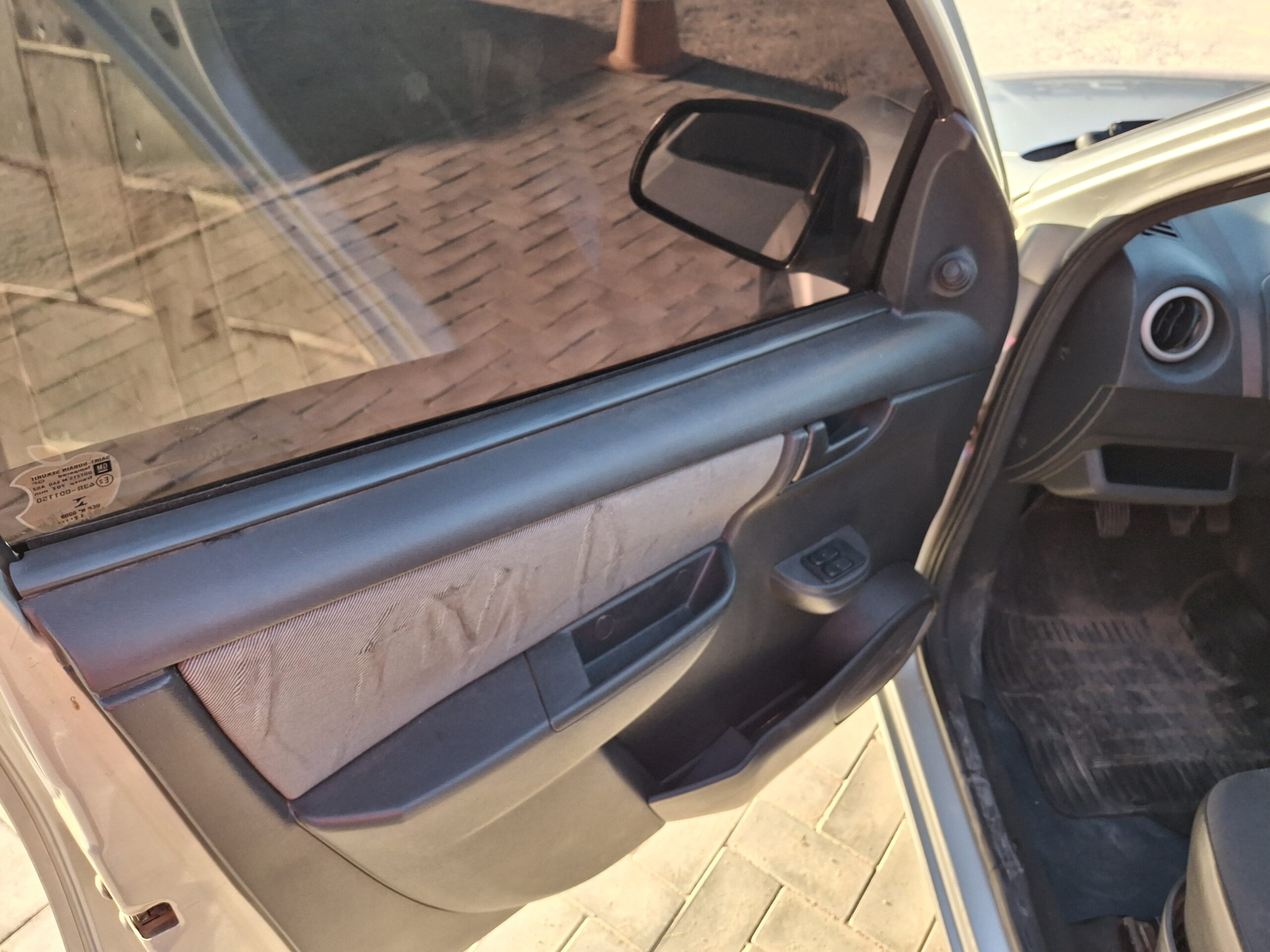 
								CELTA 1.0 LT 2013 full									
