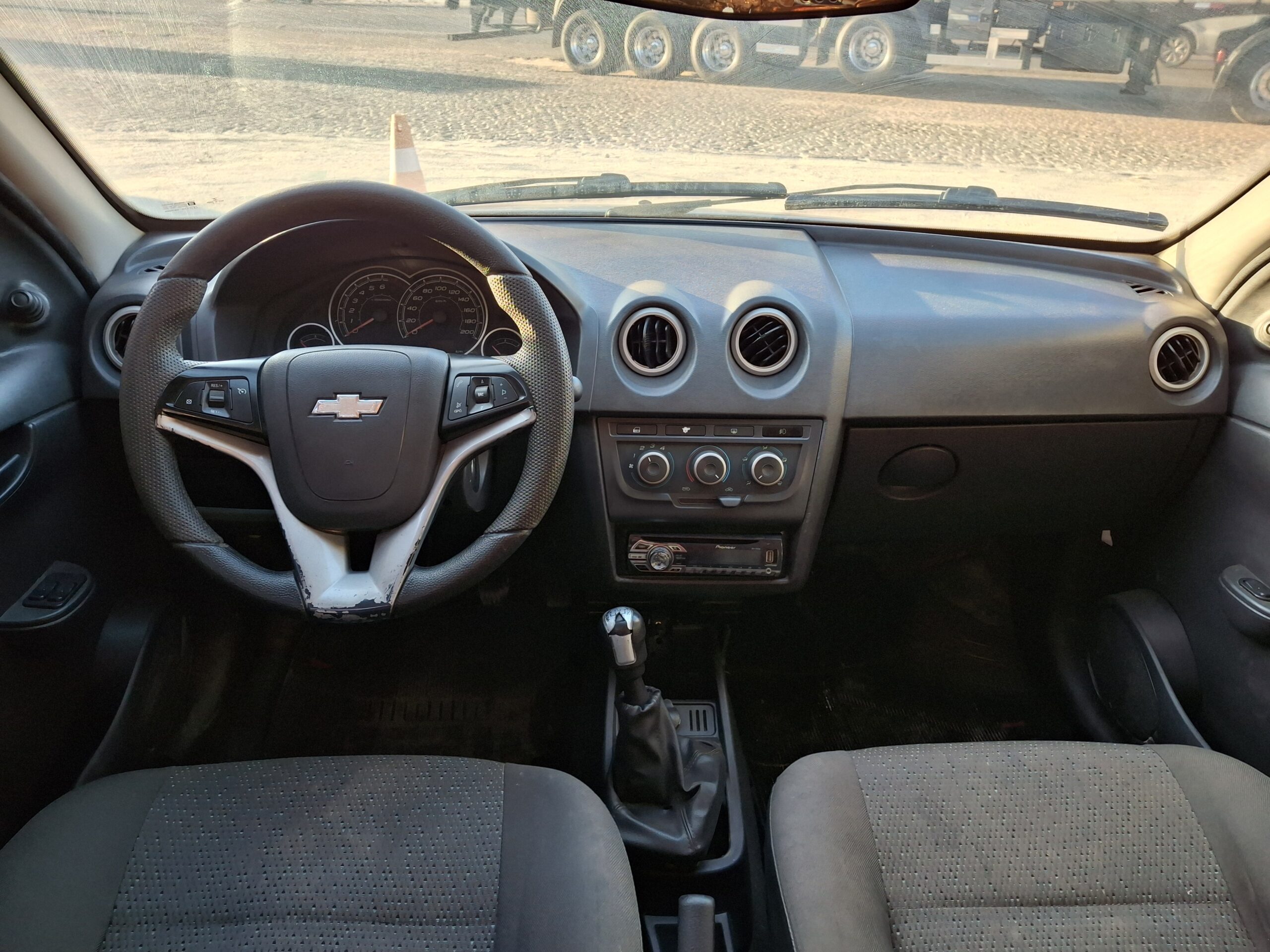 
								CELTA 1.0 LT 2013 full									
