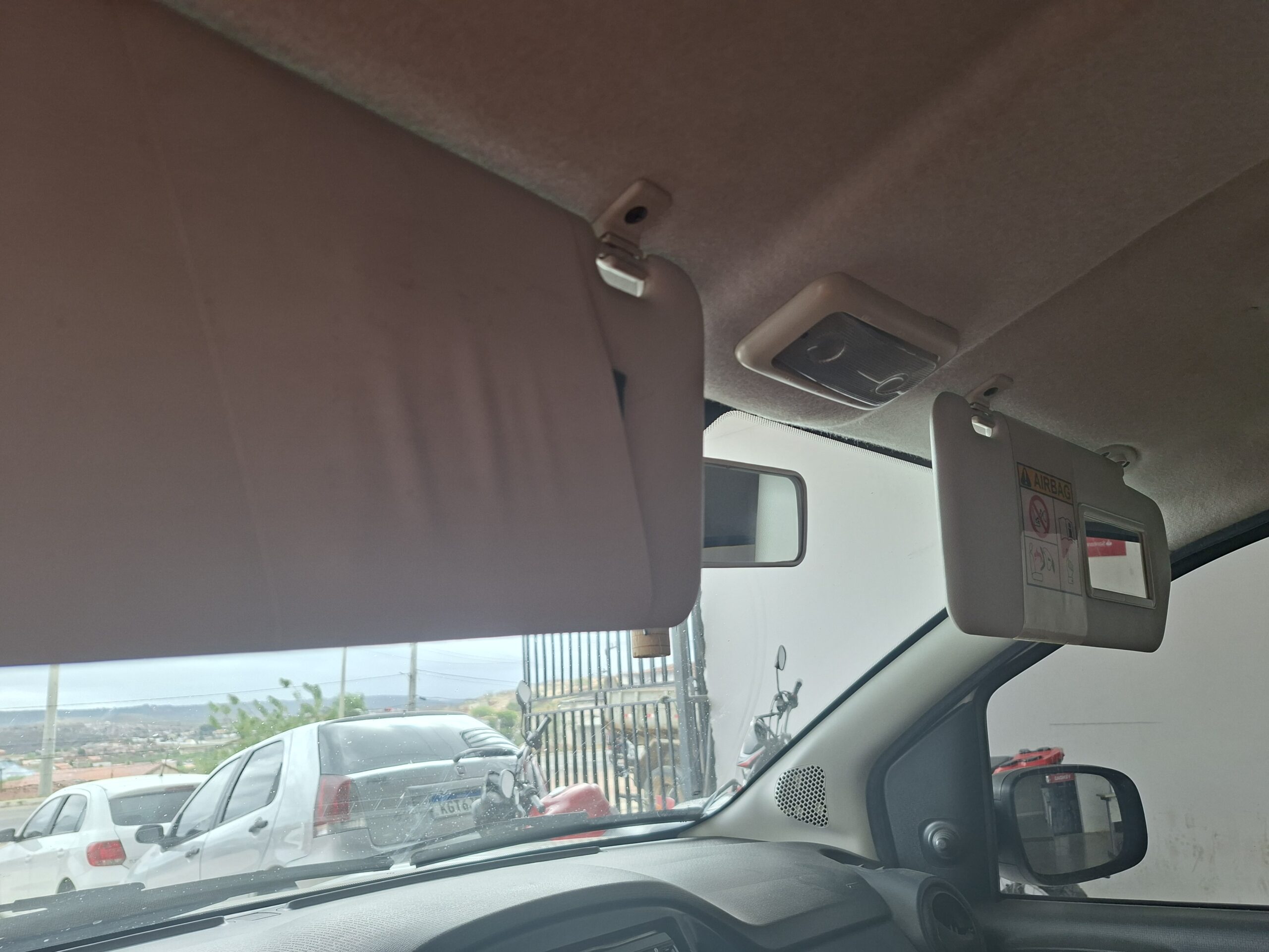 
								FIAT UNO DRIVE 1.0 FLEX 2018 full									