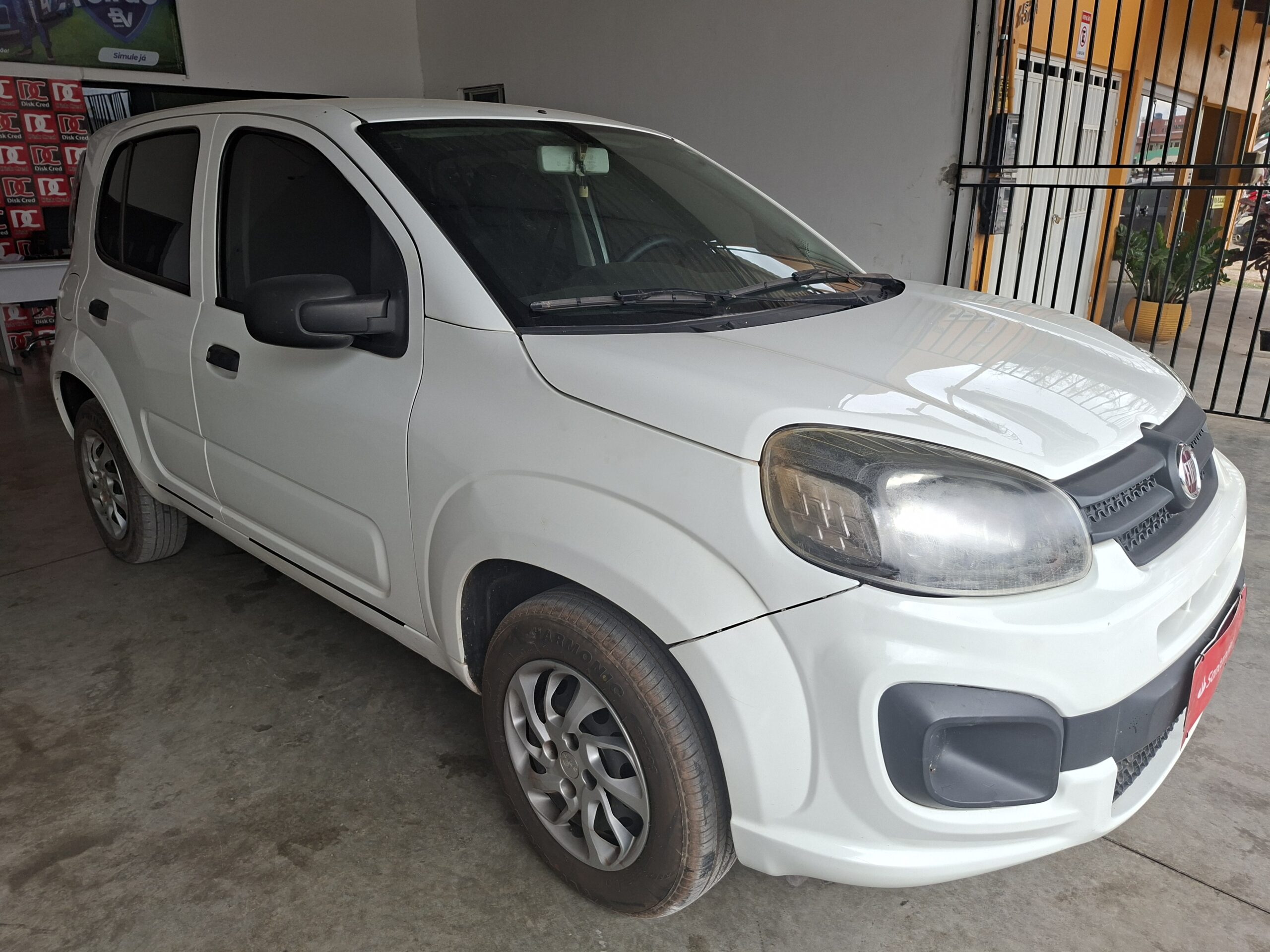
								FIAT UNO DRIVE 1.0 FLEX 2018 full									