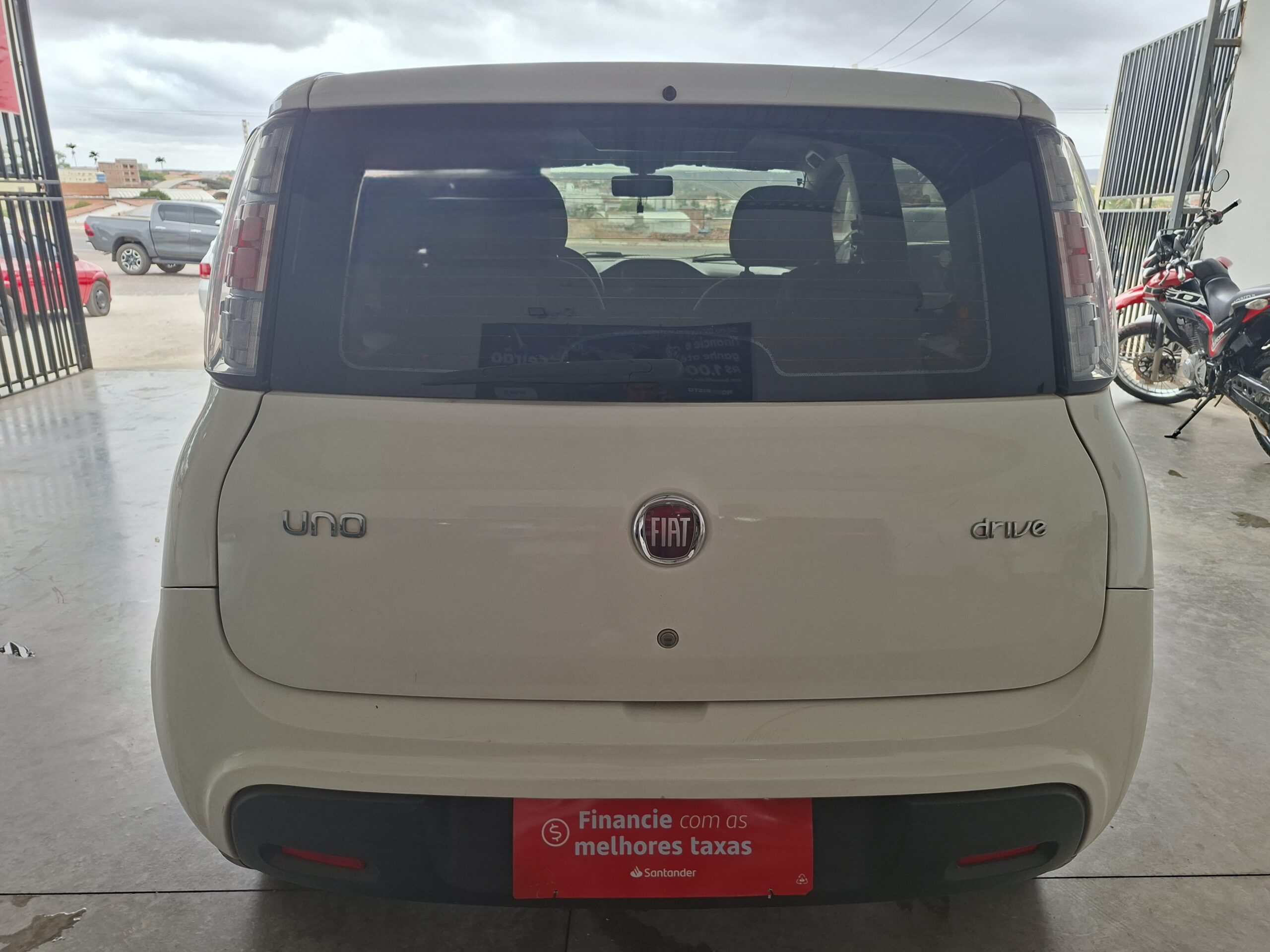 
								FIAT UNO DRIVE 1.0 FLEX 2018 full									