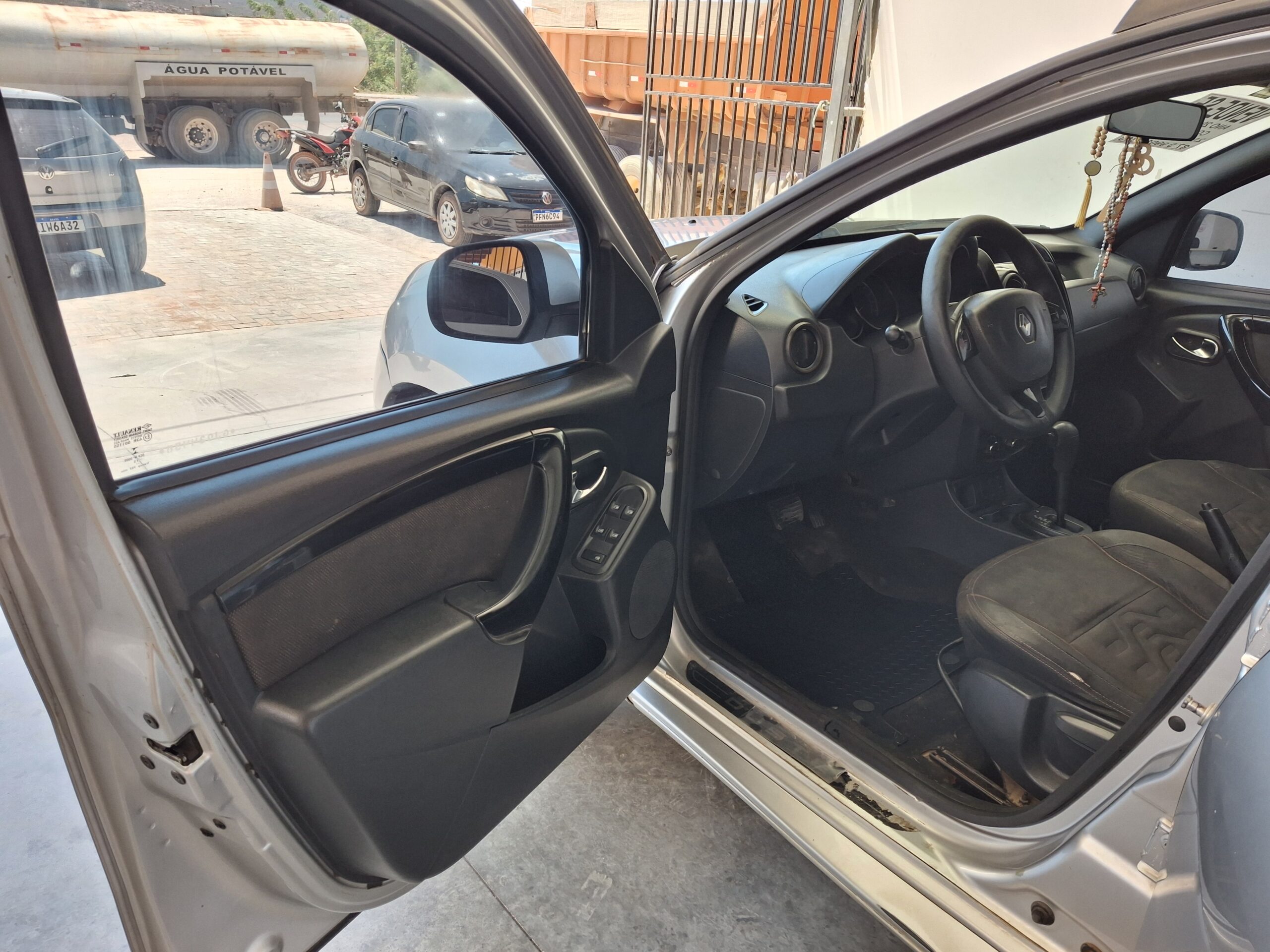 
								RENAULT/DUSTER 2.0 D 4X2A 2016 full									