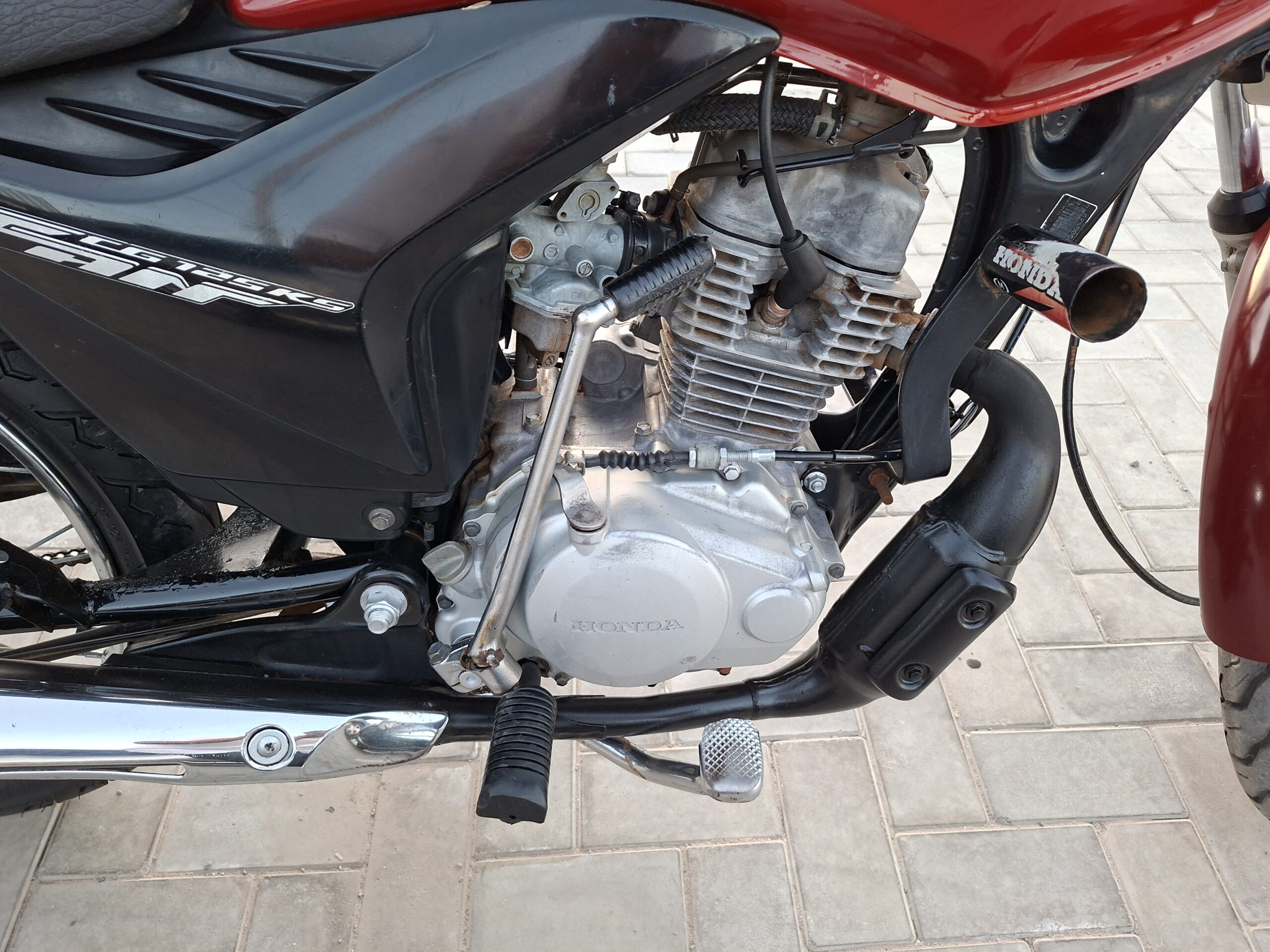 
								HONDA CG 125 FAN KS 2010 full									
