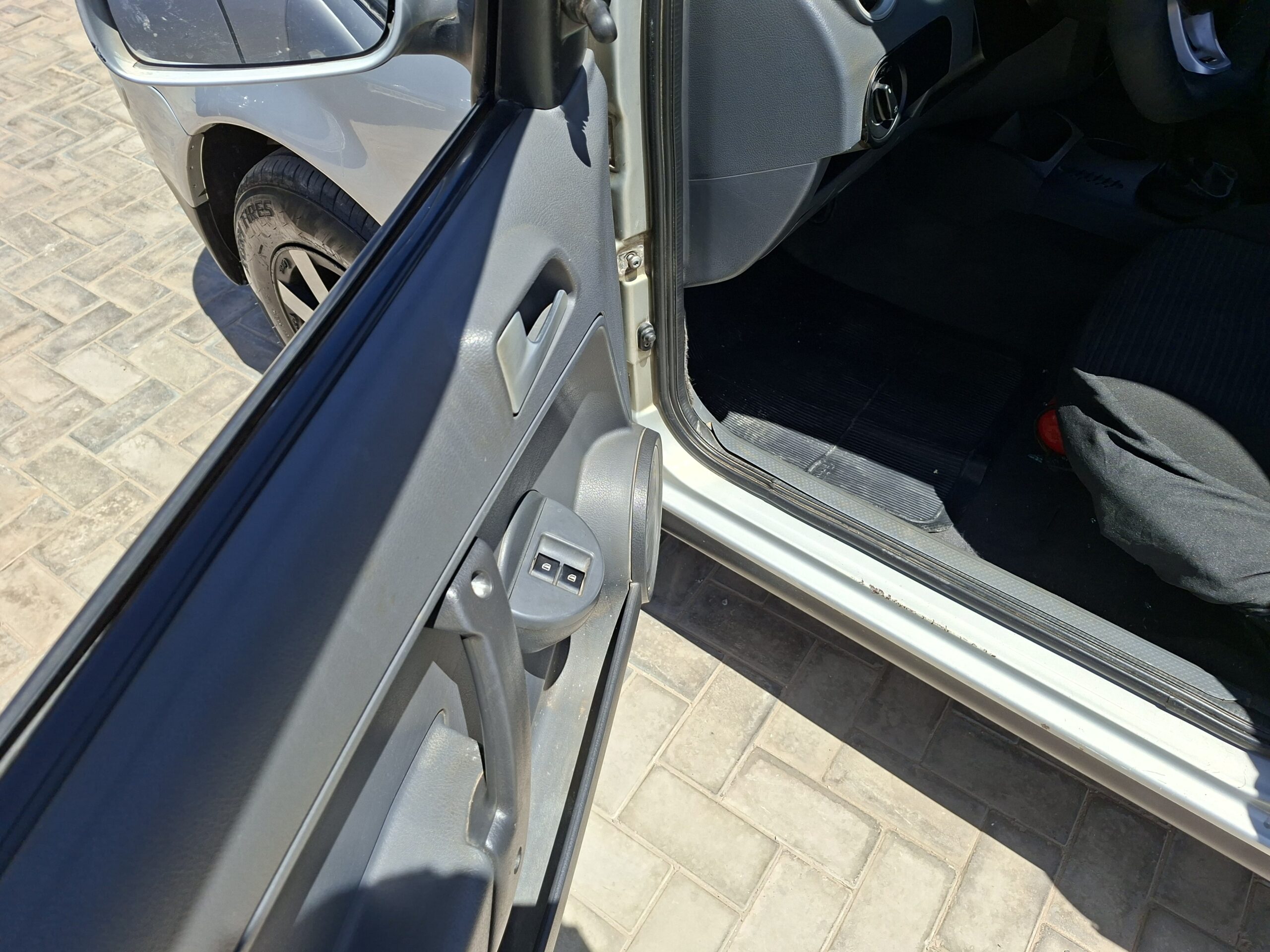 
								VOLKSWAGEN GOL 1.6 MI POWER 2007 full									