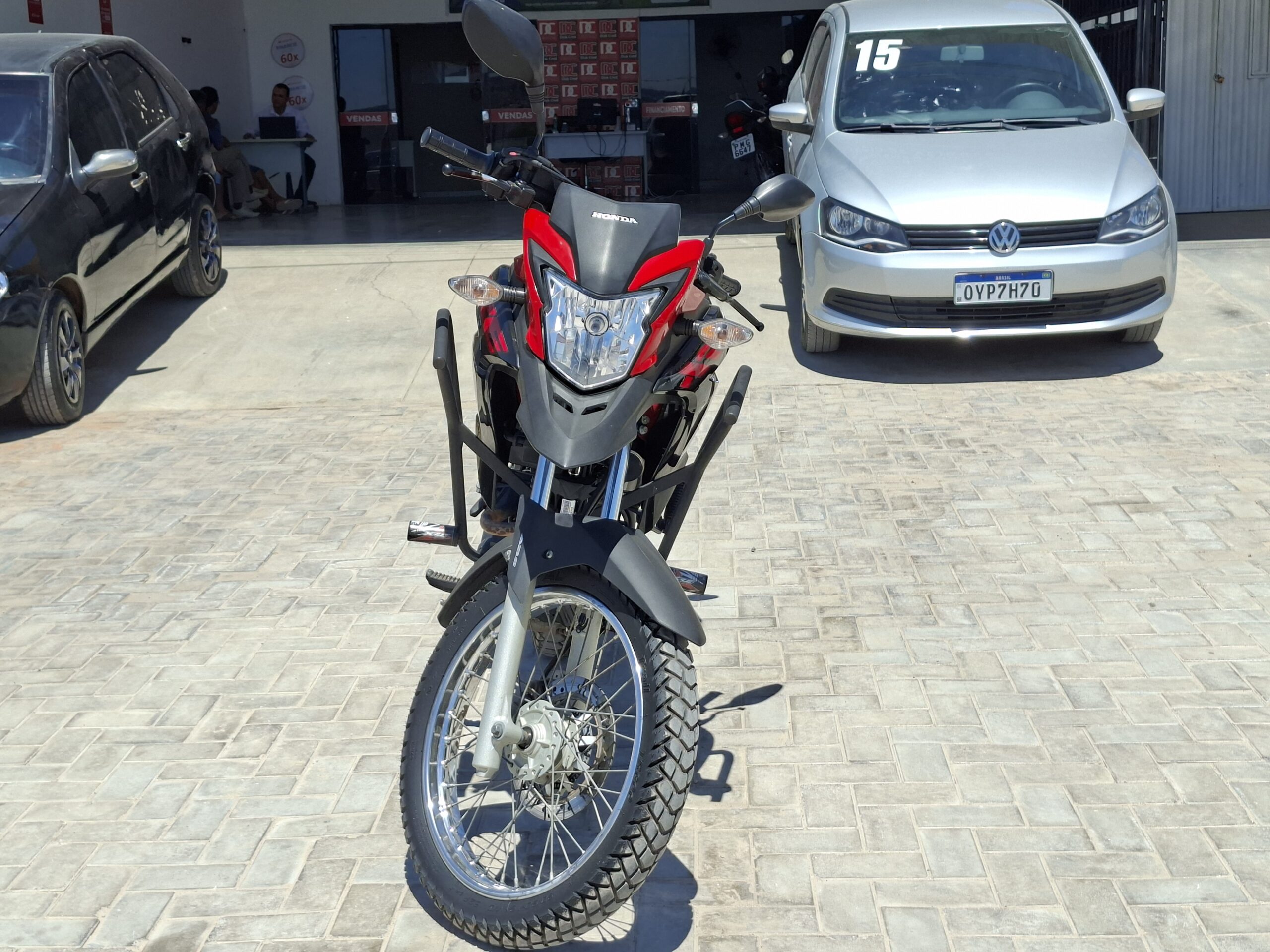 
								HONDA XRE 190 ABS full									