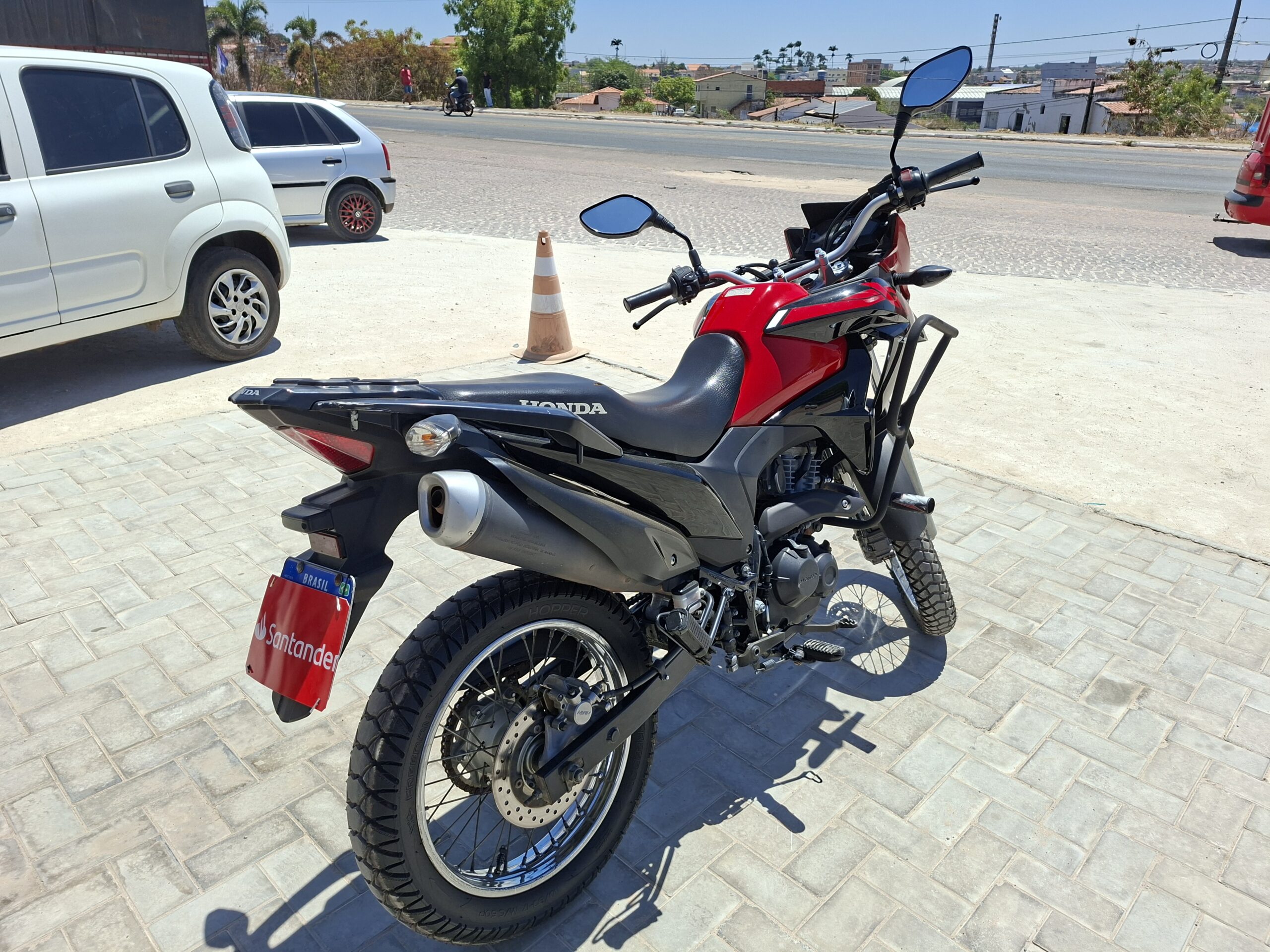
								HONDA XRE 190 ABS full									
