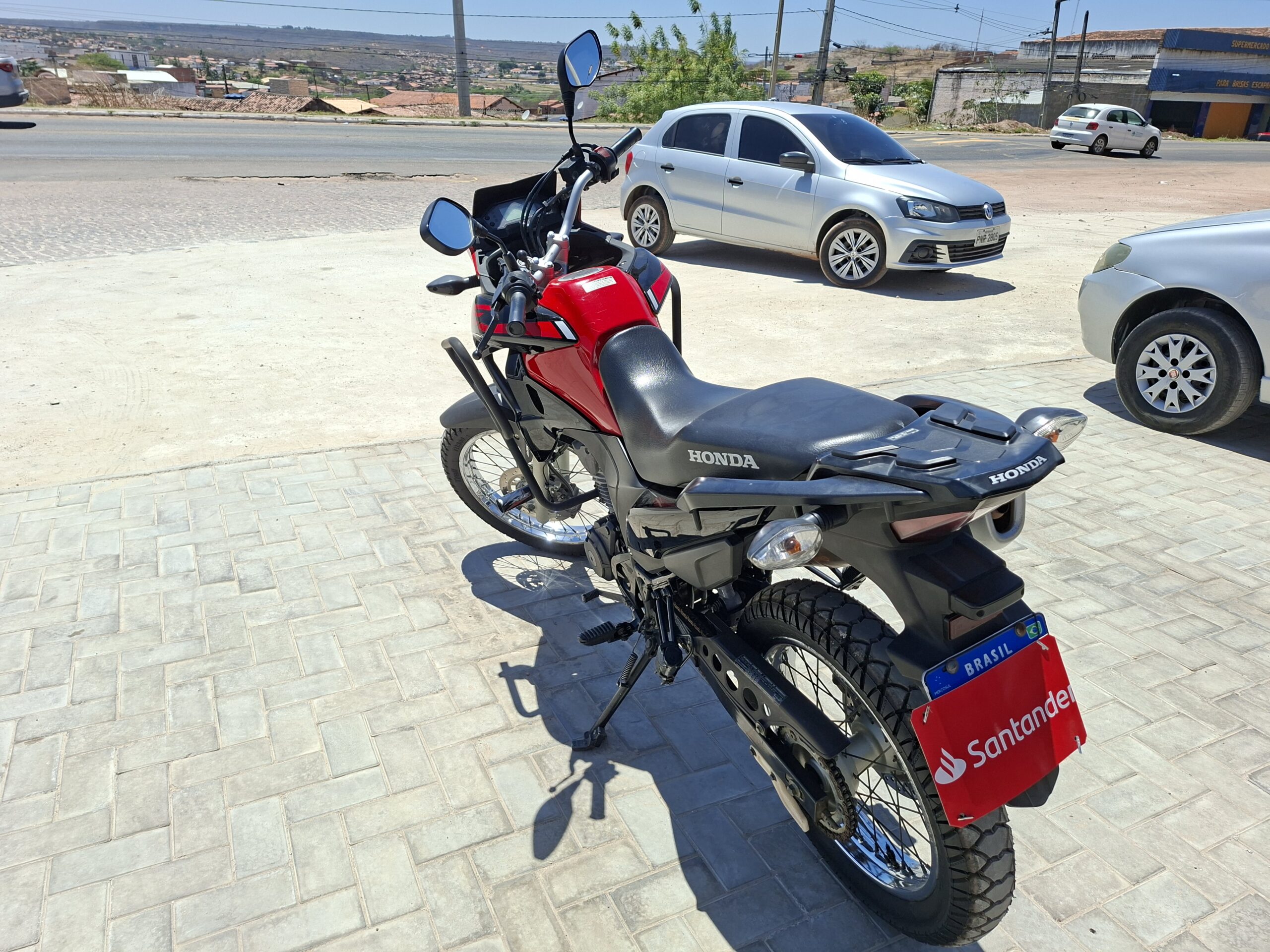 
								HONDA XRE 190 ABS full									