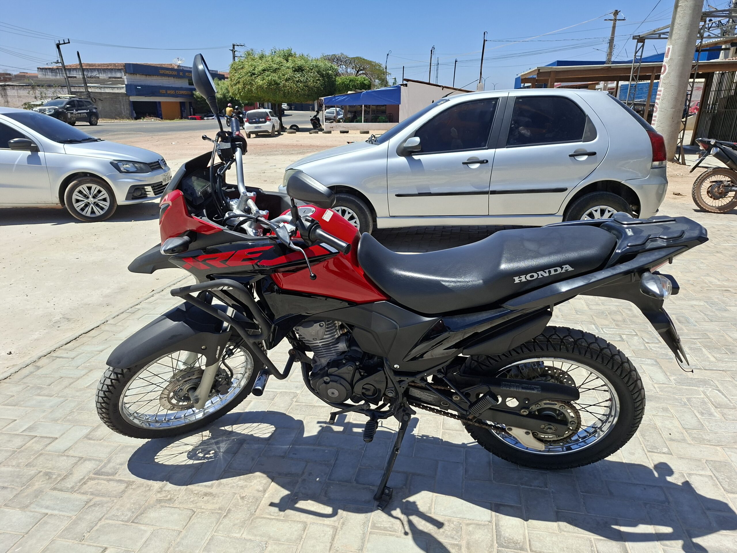 
								HONDA XRE 190 ABS full									