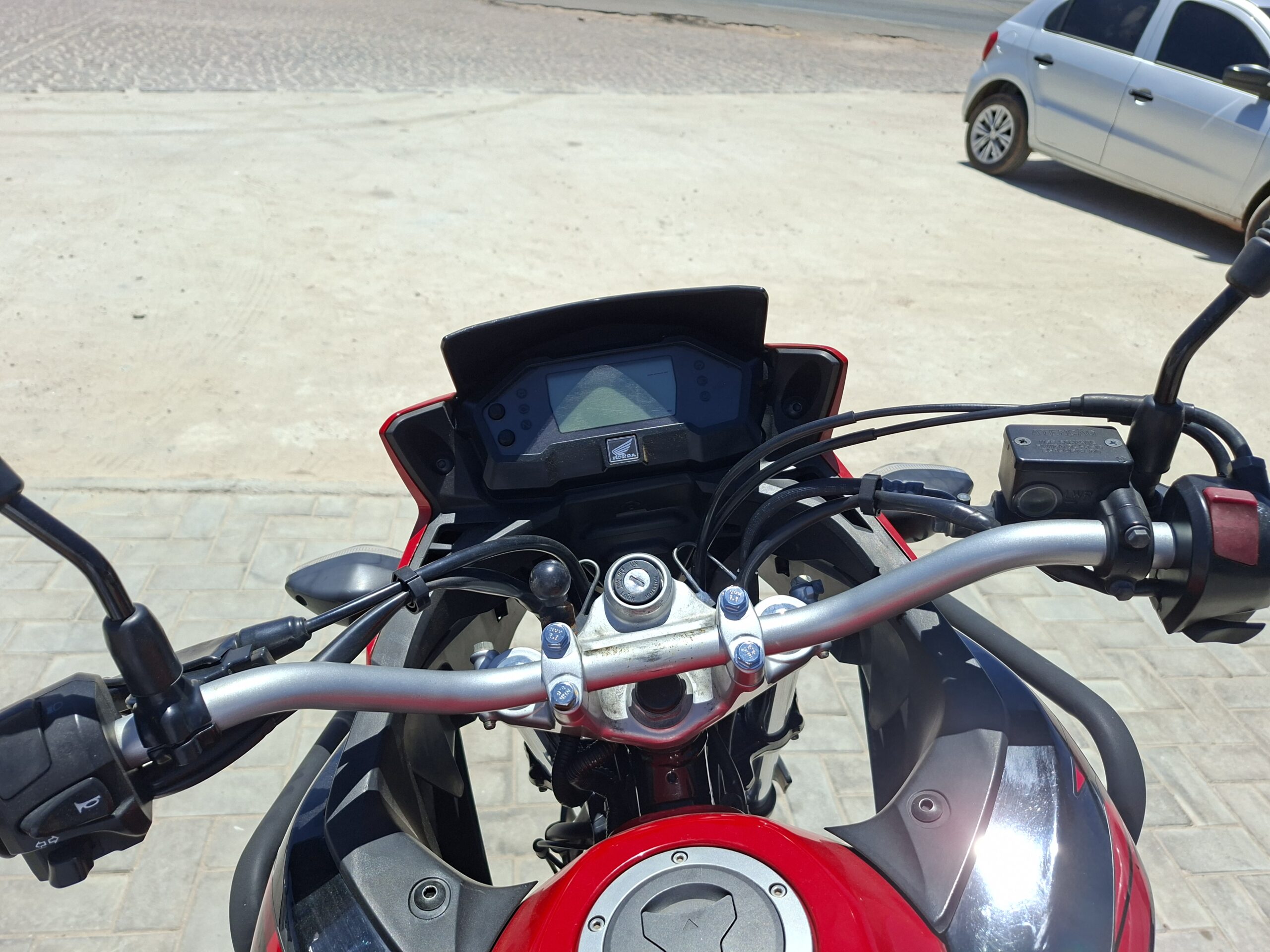 
								HONDA XRE 190 ABS full									
