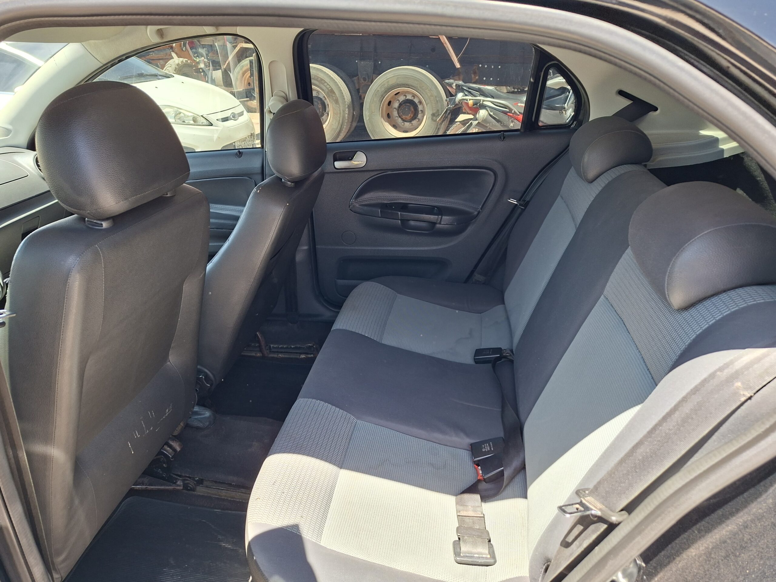 
								NOVO GOL 1.6 Mi TOTAL FLEX 2011 full									