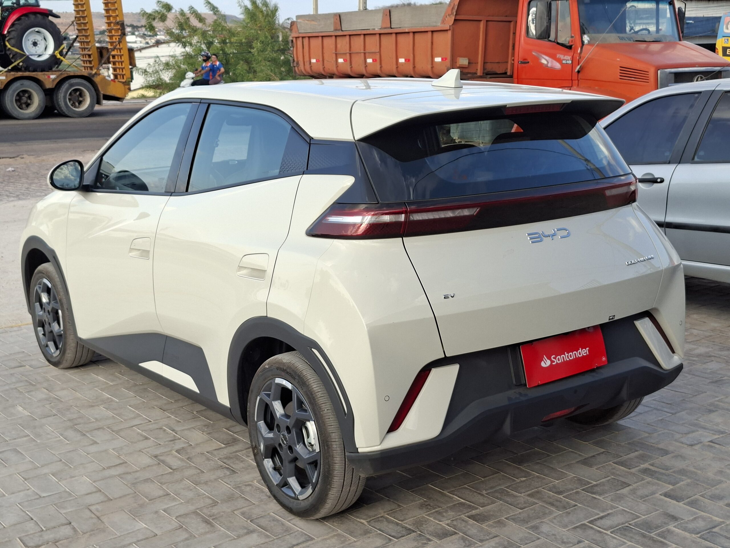 
								BYD DOLPHIN MINI full									