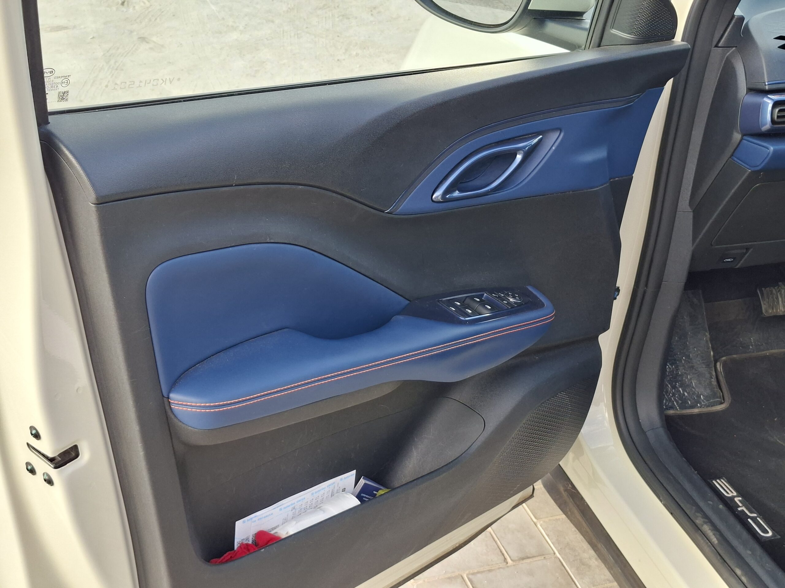 
								BYD DOLPHIN MINI full									