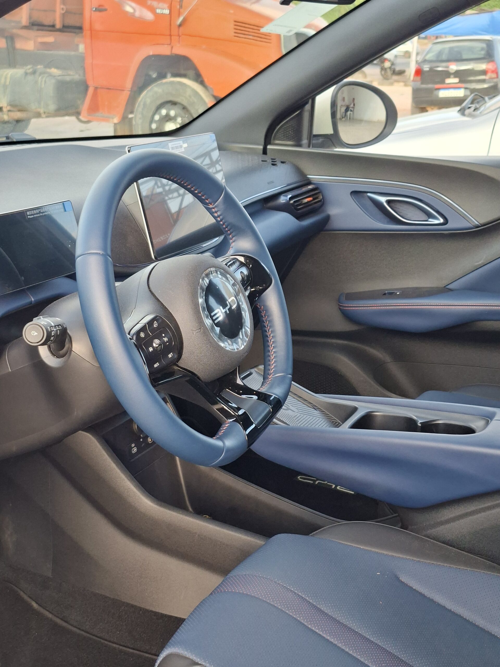 
								BYD DOLPHIN MINI full									