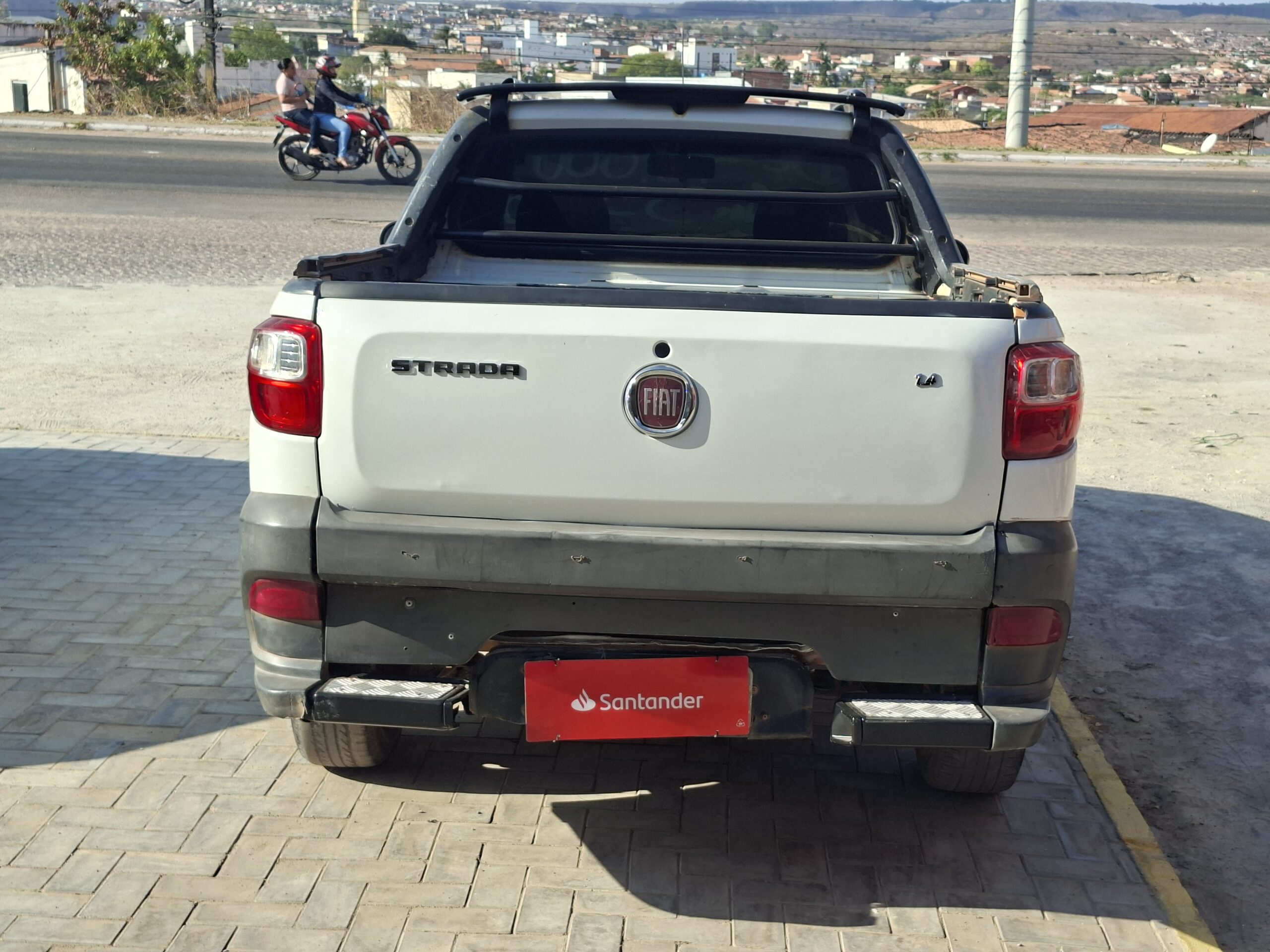 
								FIAT STRADA WORKING CE 1.4 2015 full									