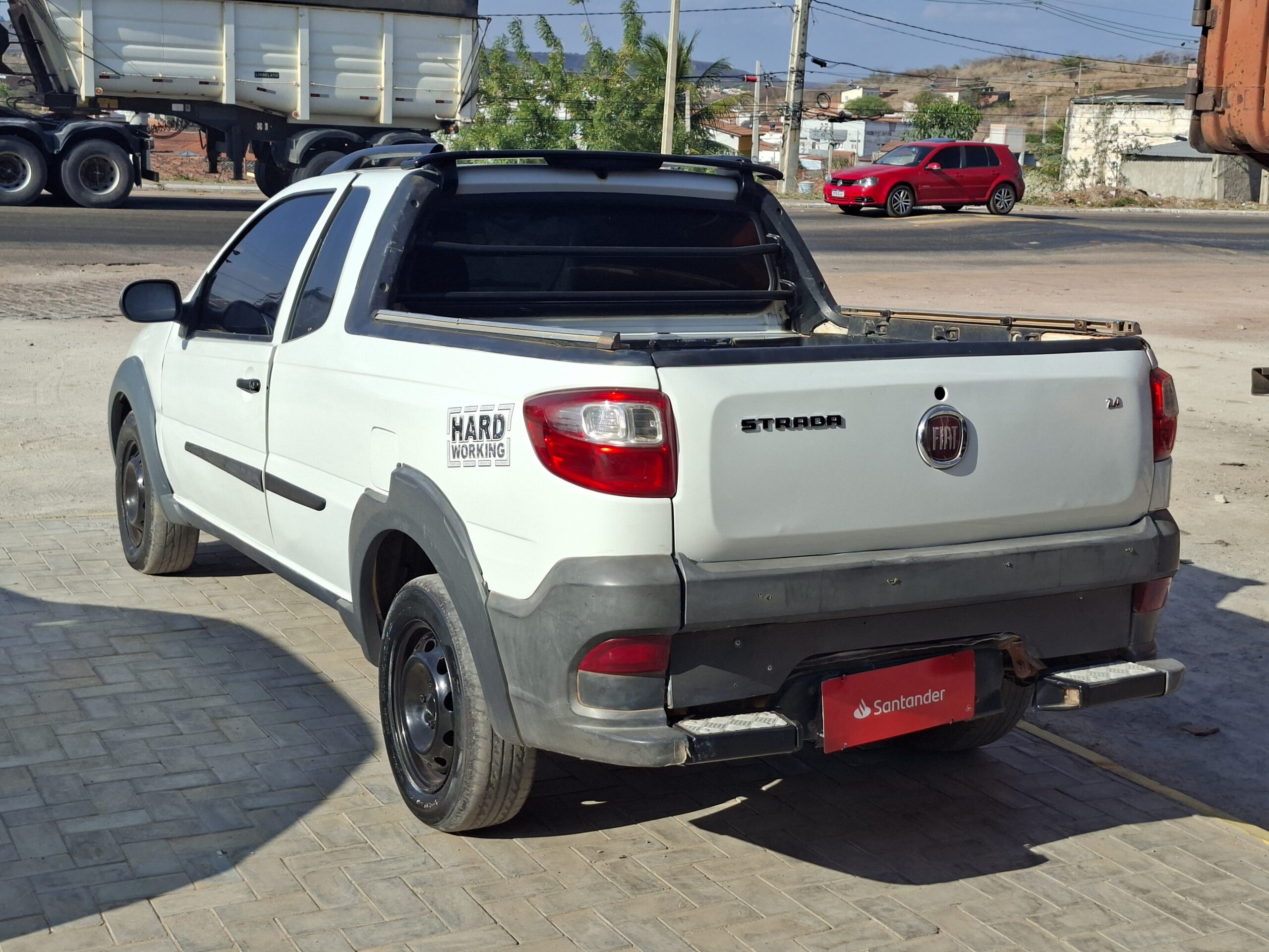 
								FIAT STRADA WORKING CE 1.4 2015 full									