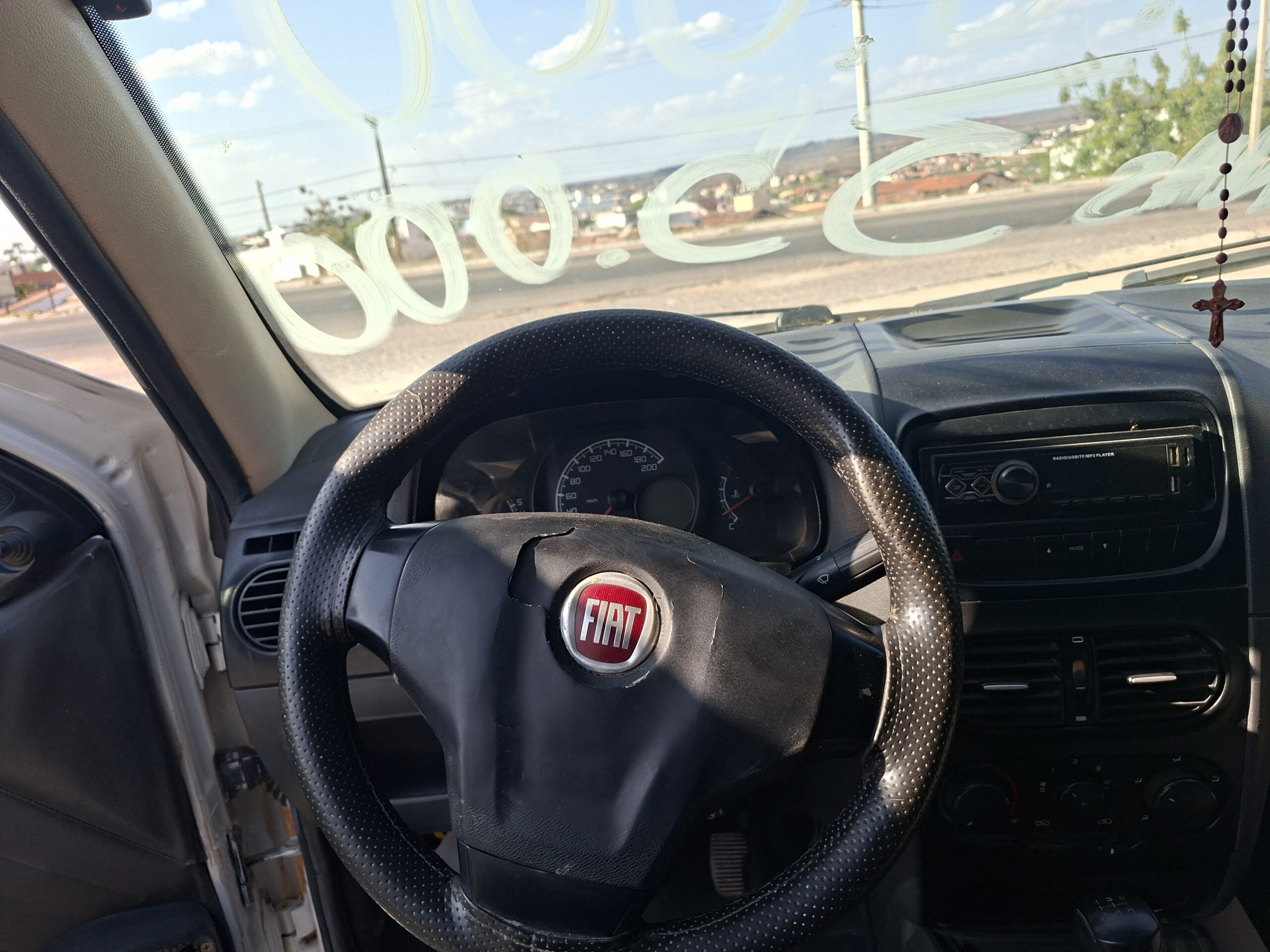 
								FIAT STRADA WORKING CE 1.4 2015 full									