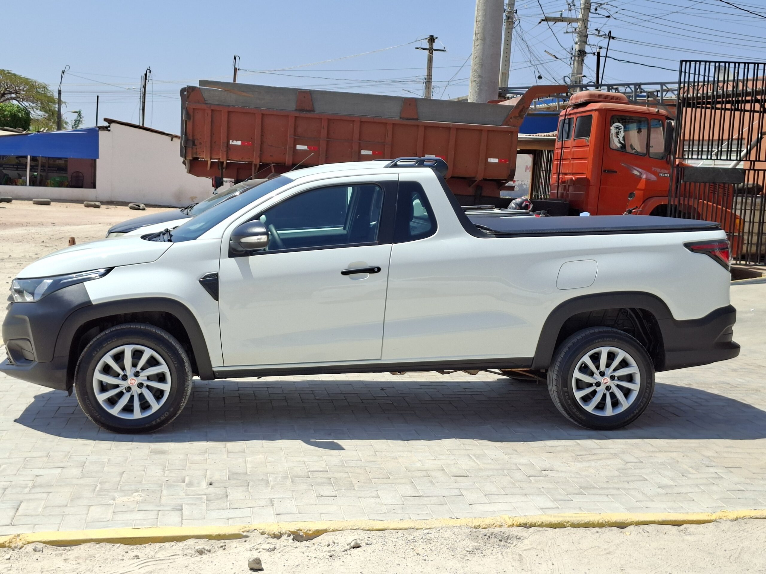 
								2025 FIAT STRADA ENDURANCE CS 1.3 full									