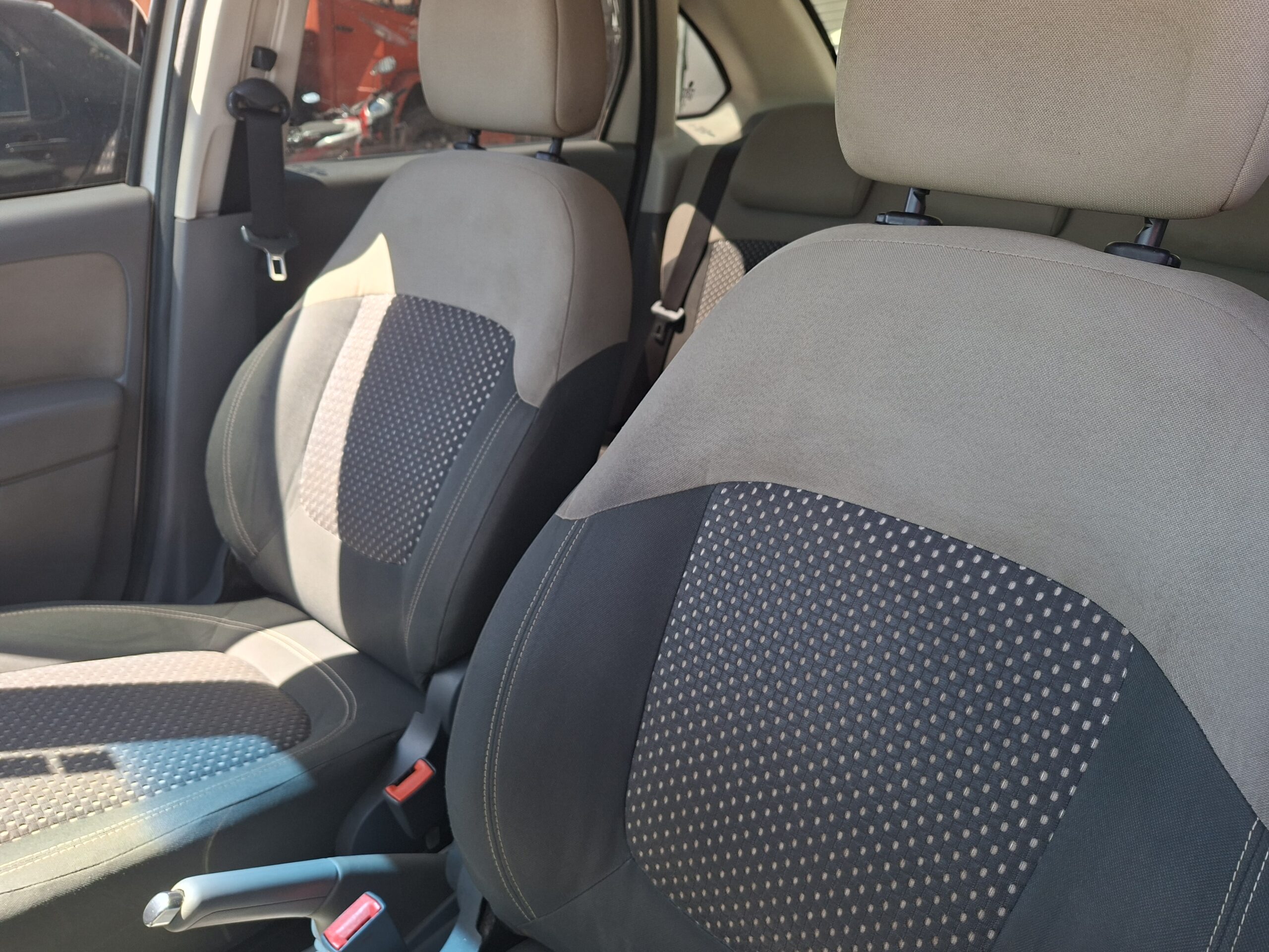 
								FIAT GRAND SIENA ESSENCE SUBLIME 1.6 2015 full									