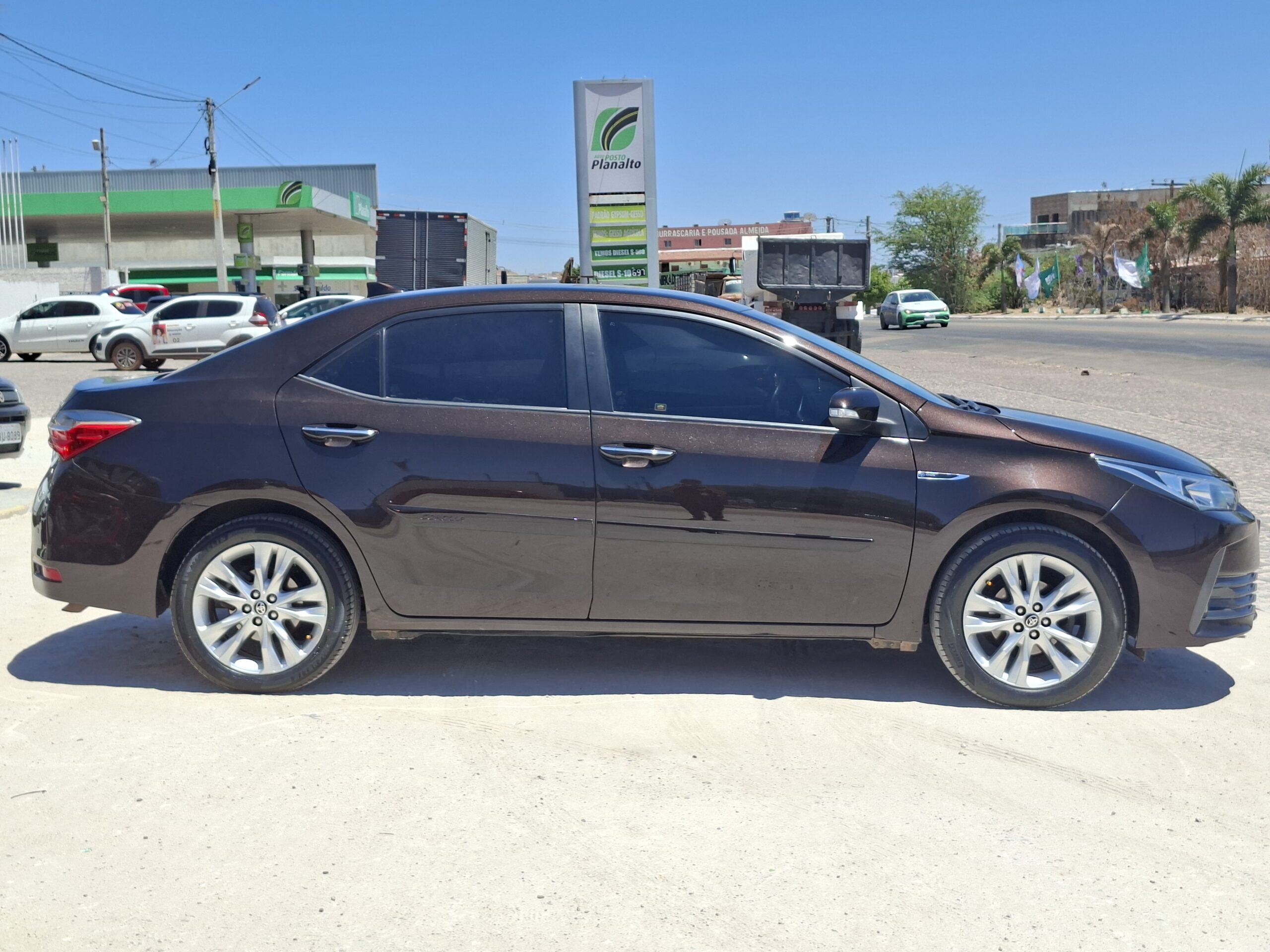 
								TOYOTA COROLLA XEI 2.0 A/T 2018 full									