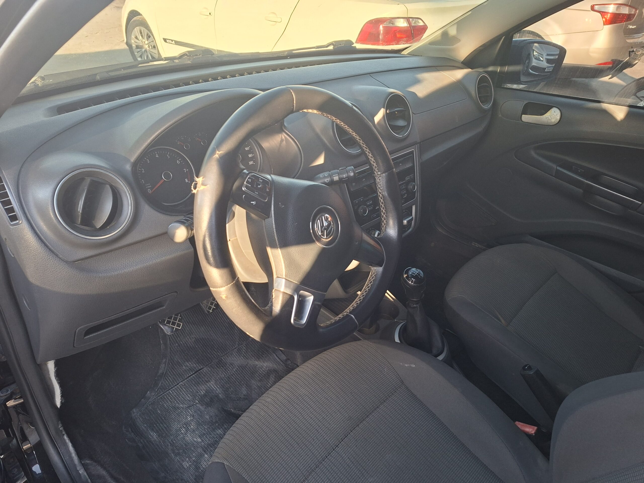 
								VOLKWAGEN (NOVO) GOL I TREND 1.0 2014 (G6) full									