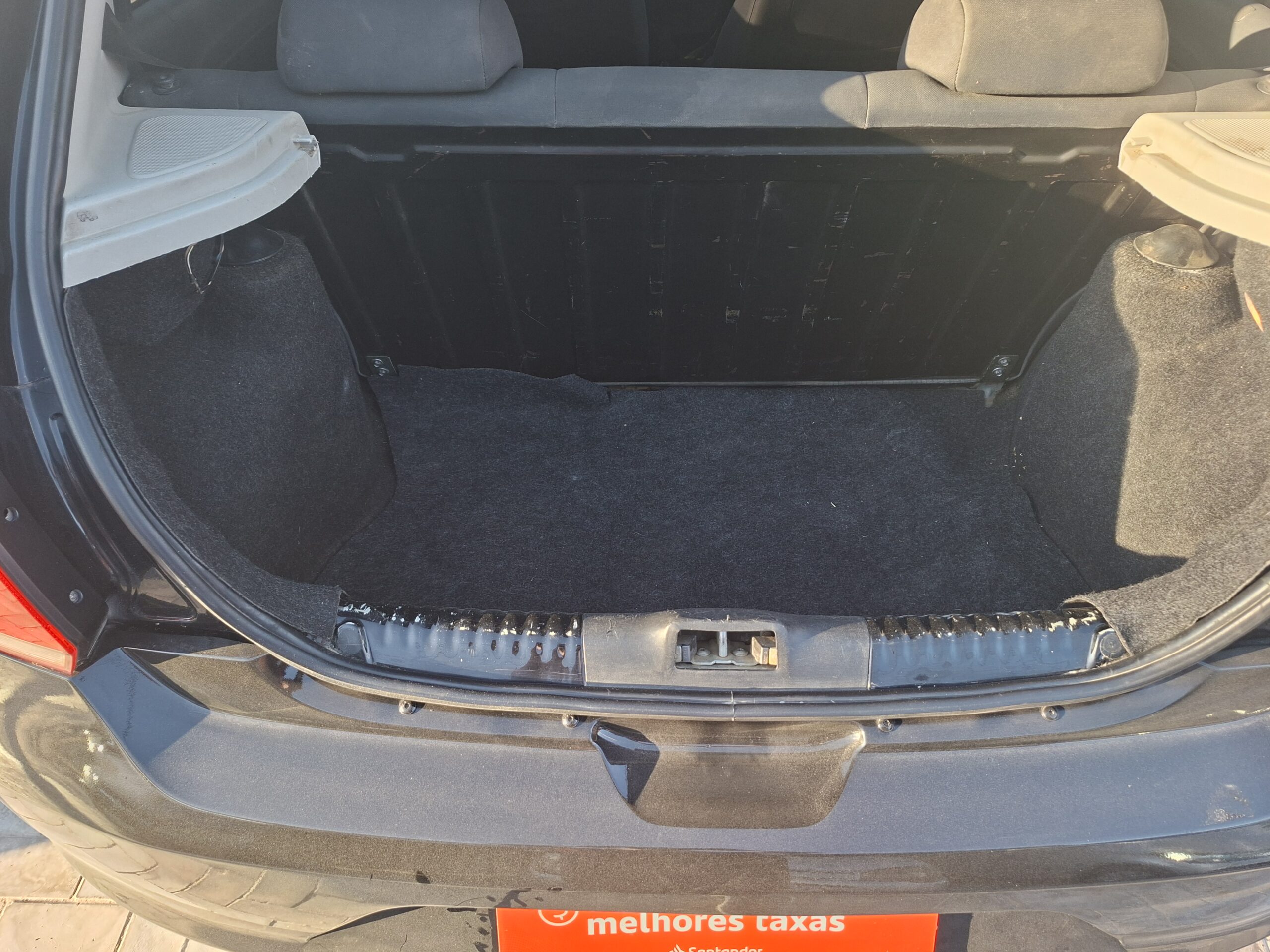 
								VOLKWAGEN (NOVO) GOL I TREND 1.0 2014 (G6) full									