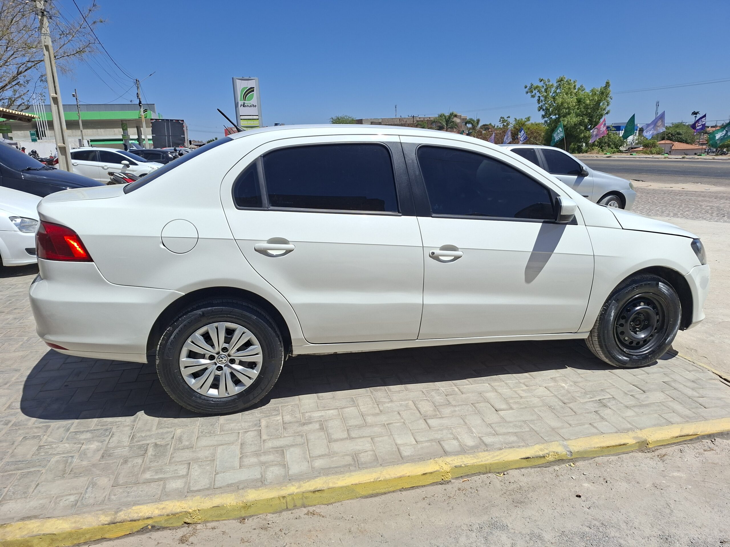 
								VOLKSWAGEN VOYAGE 1.6 MSI 2016 full									