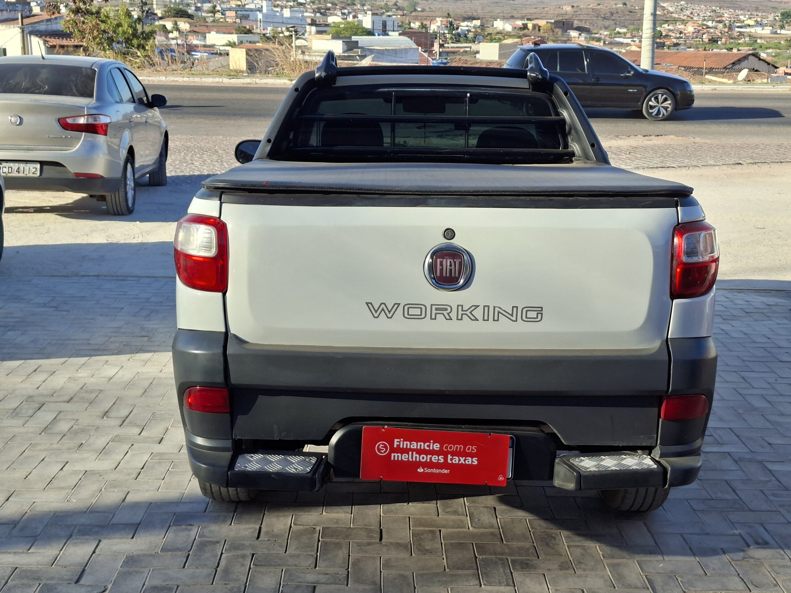 
								FIAT STRADA HARD WORKING CS 1.4 2017 full									
