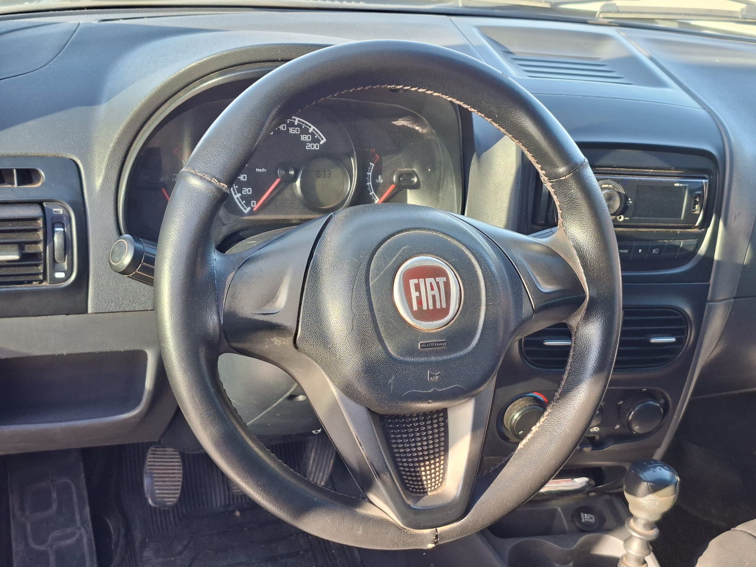 
								FIAT STRADA HARD WORKING CS 1.4 2017 full									