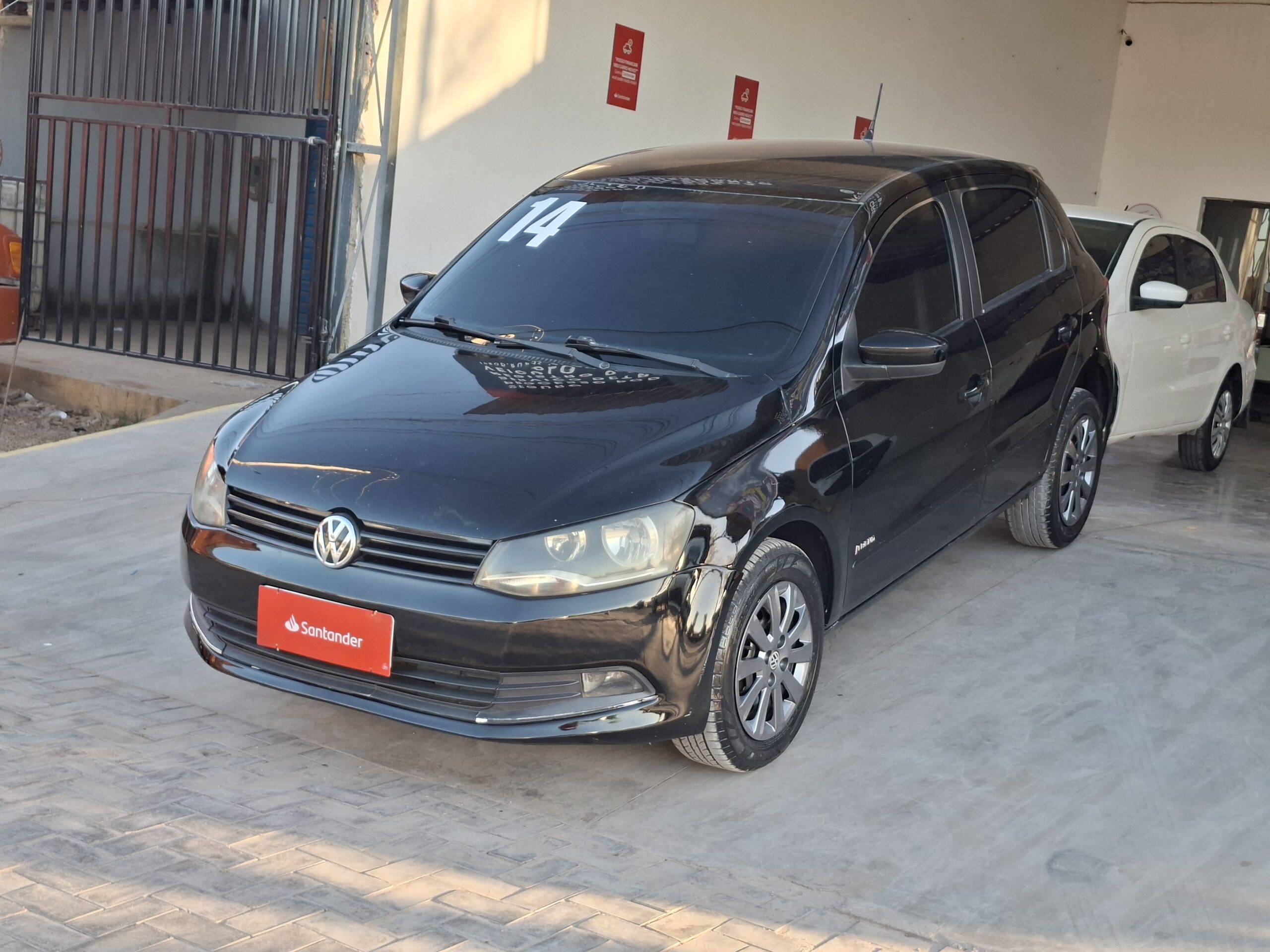 
								VOLKWAGEN (NOVO) GOL I TREND 1.0 2014 (G6) full									
