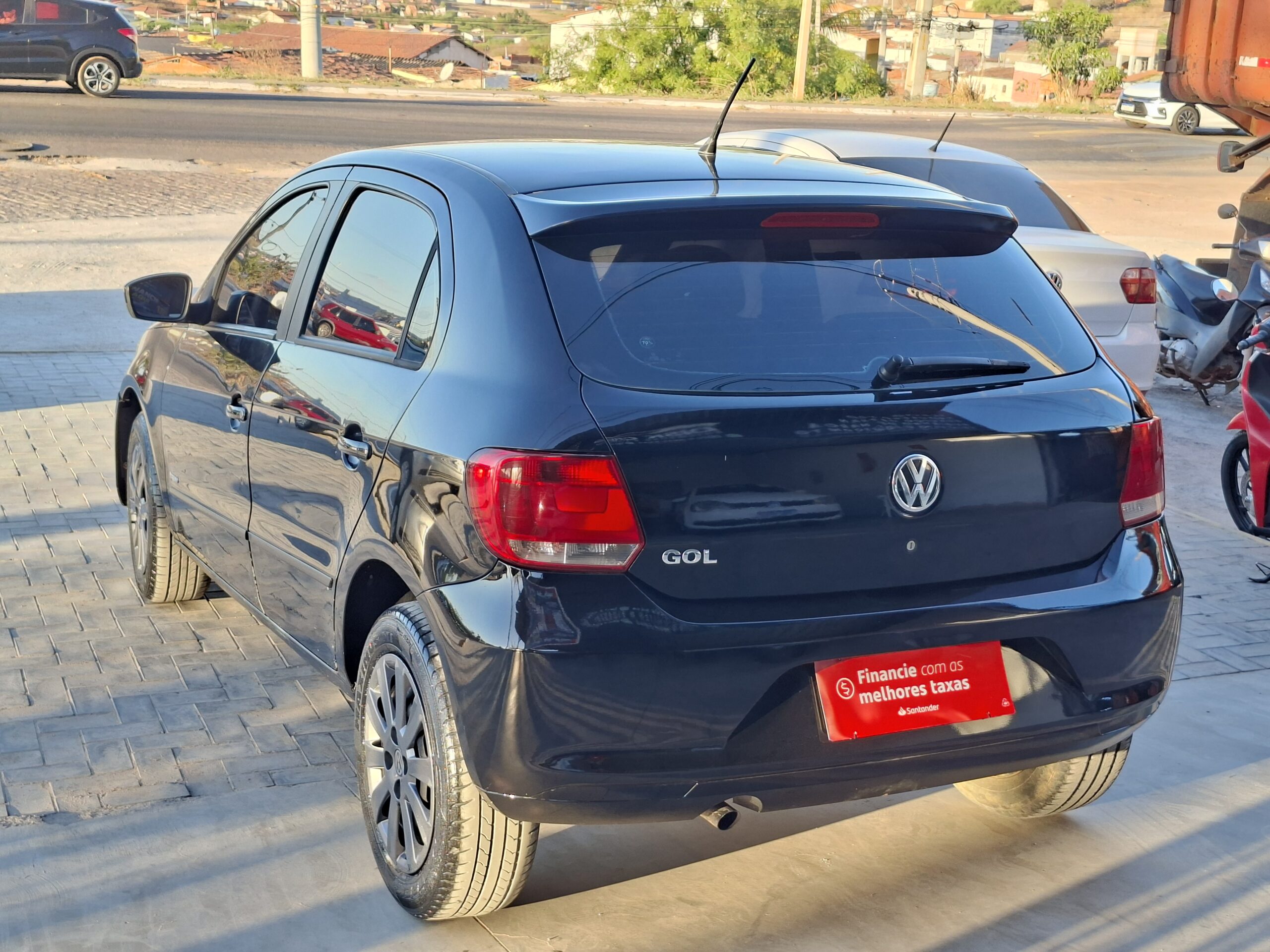 
								VOLKWAGEN (NOVO) GOL I TREND 1.0 2014 (G6) full									
